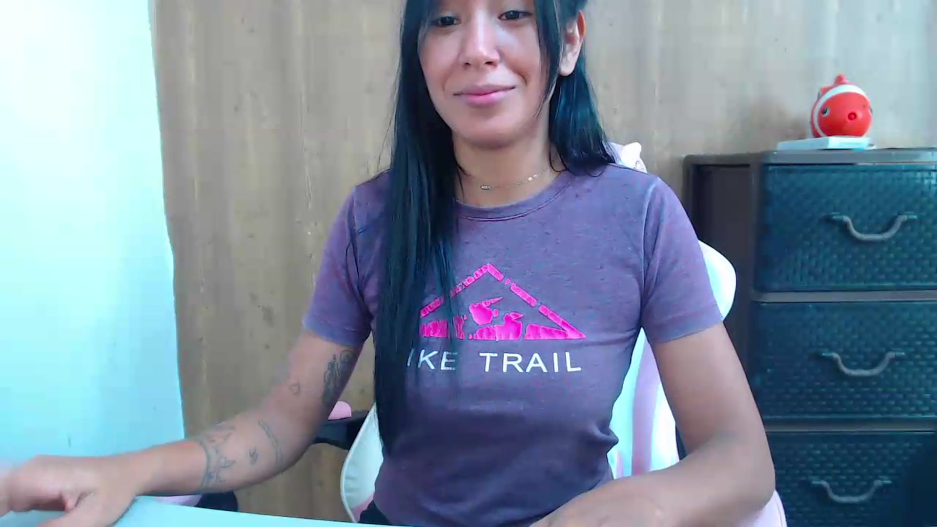 Gallery image thumbnail from soniaMars's myfreecams stream on, 06/21/2026, 17:19 image 15 of 20