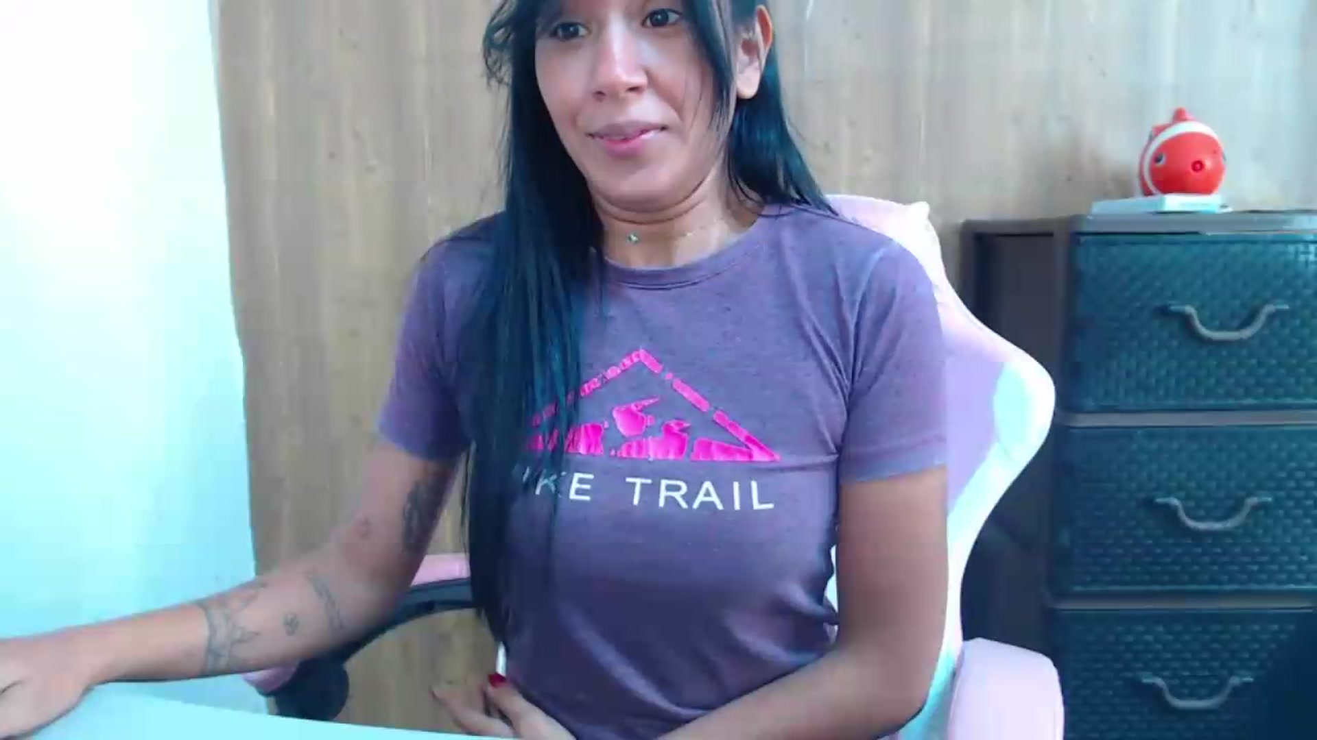 Gallery image thumbnail from soniaMars's myfreecams stream on, 06/21/2026, 17:19 image 5 of 20