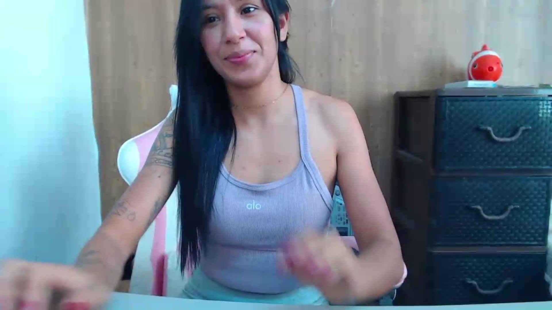 Gallery image thumbnail from soniaMars's myfreecams stream on, 06/23/2026, 14:50 image 11 of 20