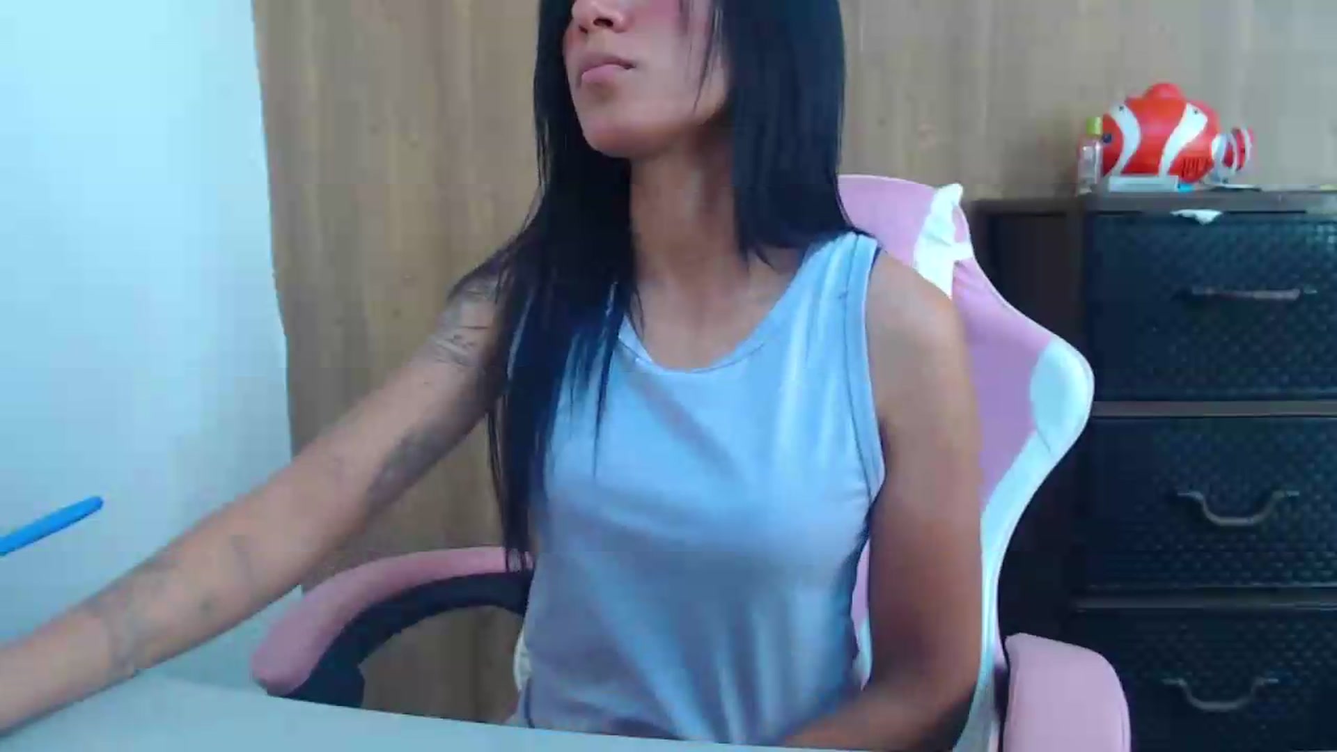 Gallery image thumbnail from soniaMars's myfreecams stream on, 07/04/2026, 16:25 image 5 of 20