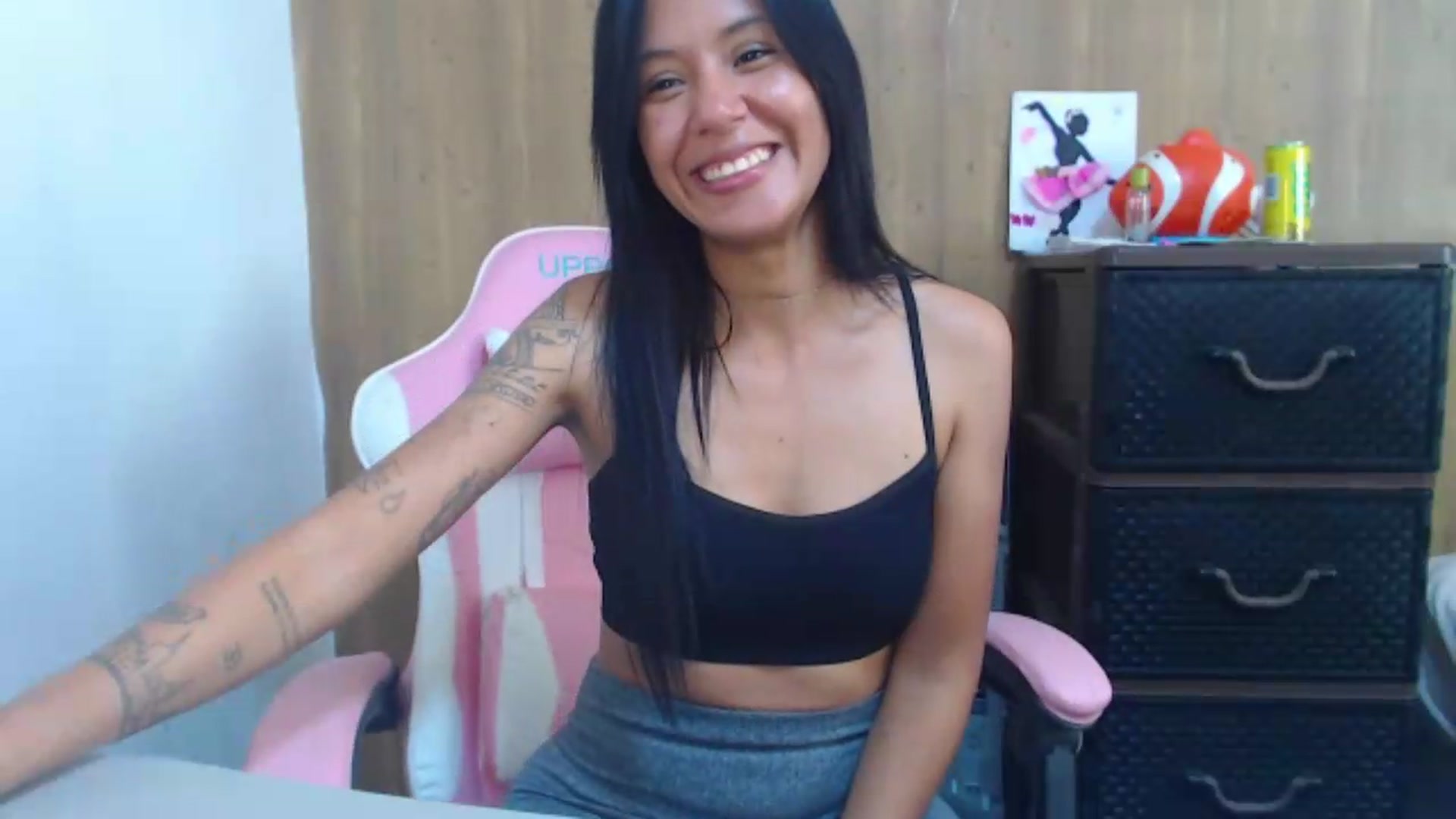 Gallery image thumbnail from soniaMars's myfreecams stream on, 07/16/2026, 15:44 image 7 of 20