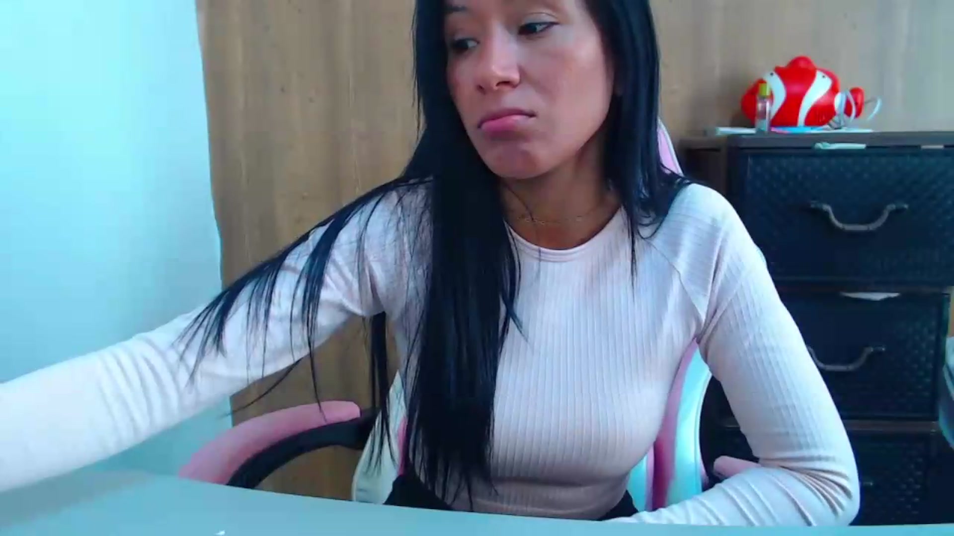 Gallery image thumbnail from soniaMars's myfreecams stream on, 07/17/2026, 15:34 image 5 of 20