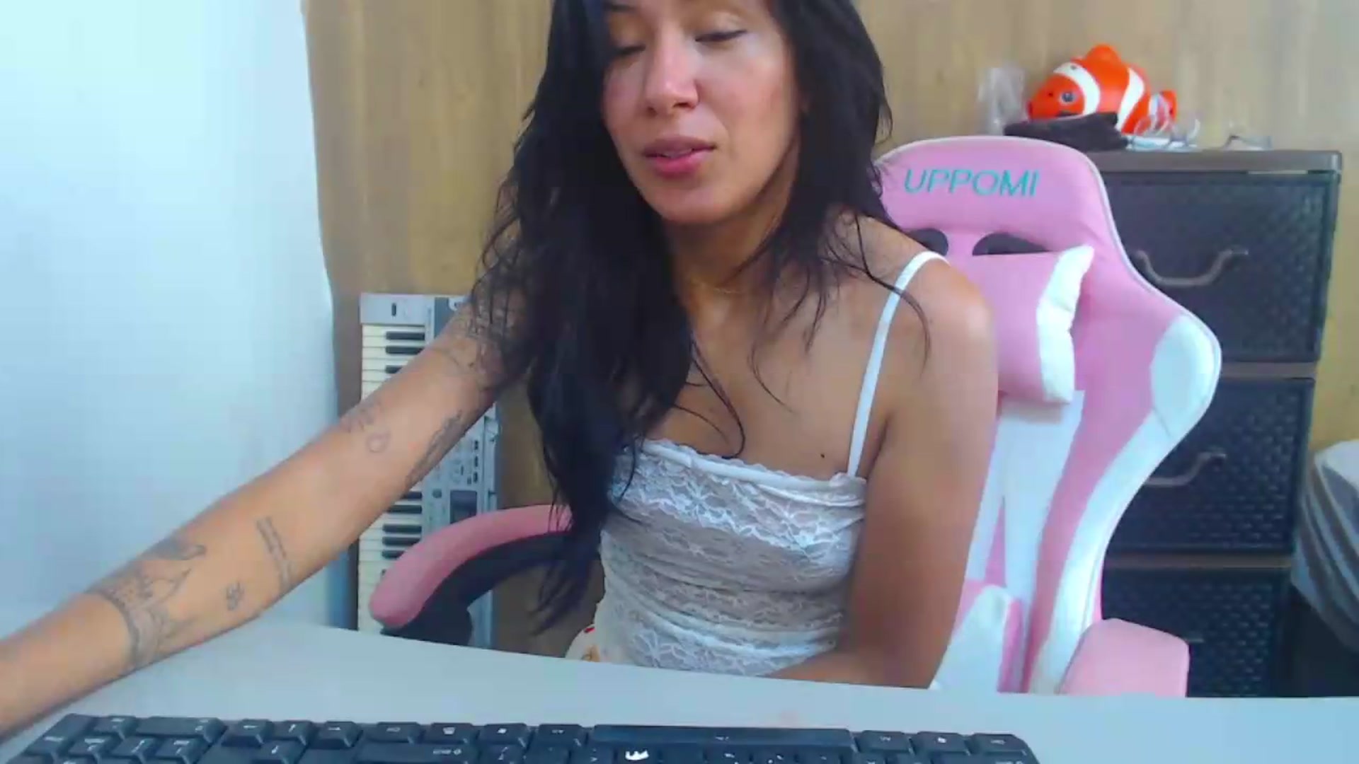 Gallery image thumbnail from soniaMars's myfreecams stream on, 07/26/2026, 15:42 image 12 of 20