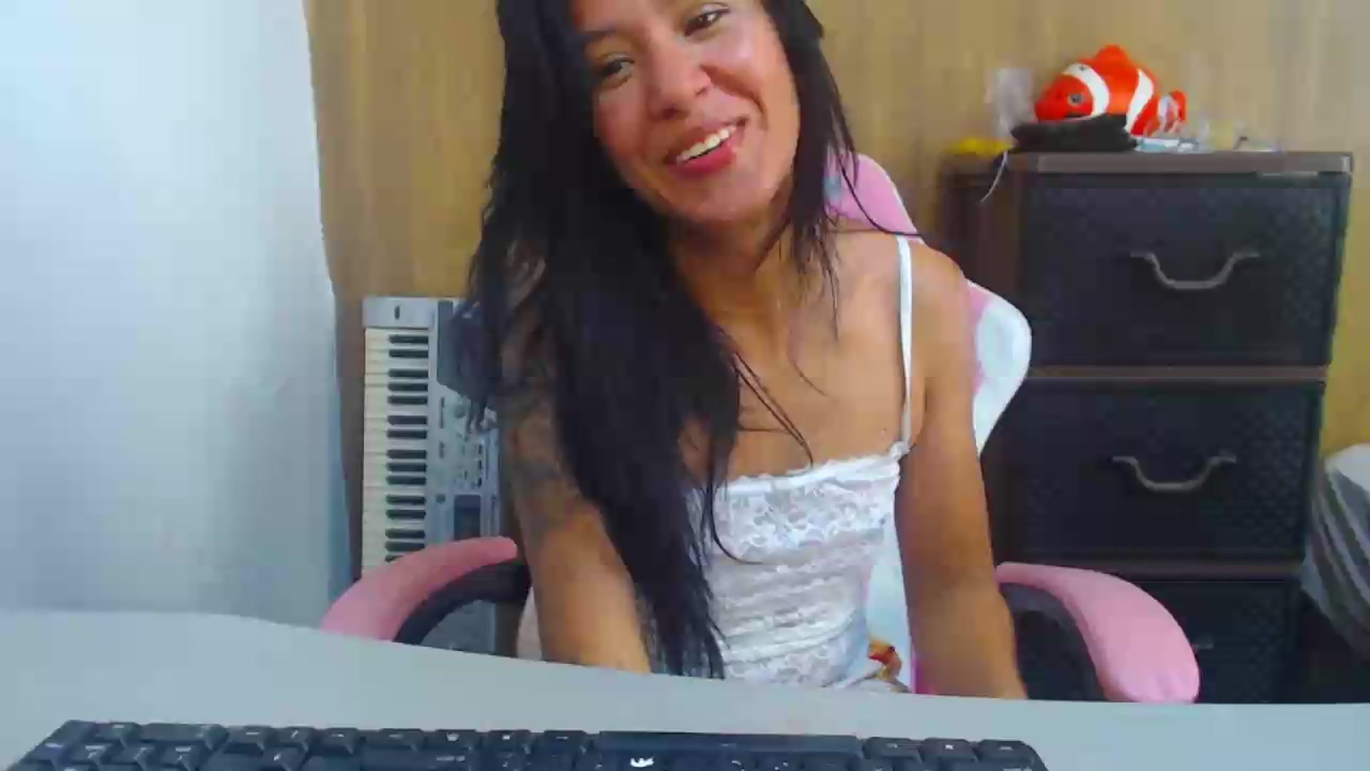 Gallery image thumbnail from soniaMars's myfreecams stream on, 07/26/2026, 15:42 image 11 of 20
