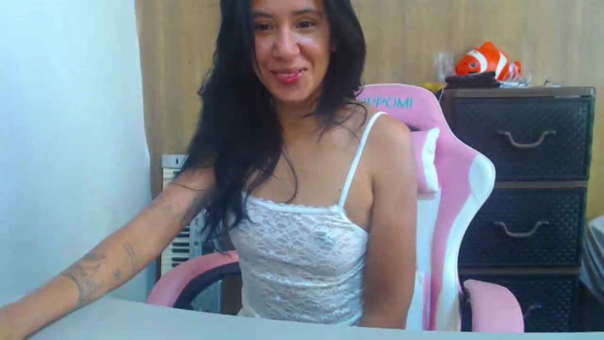 Gallery image thumbnail from soniaMars's myfreecams stream on, 07/26/2026, 15:42 image 20 of 20