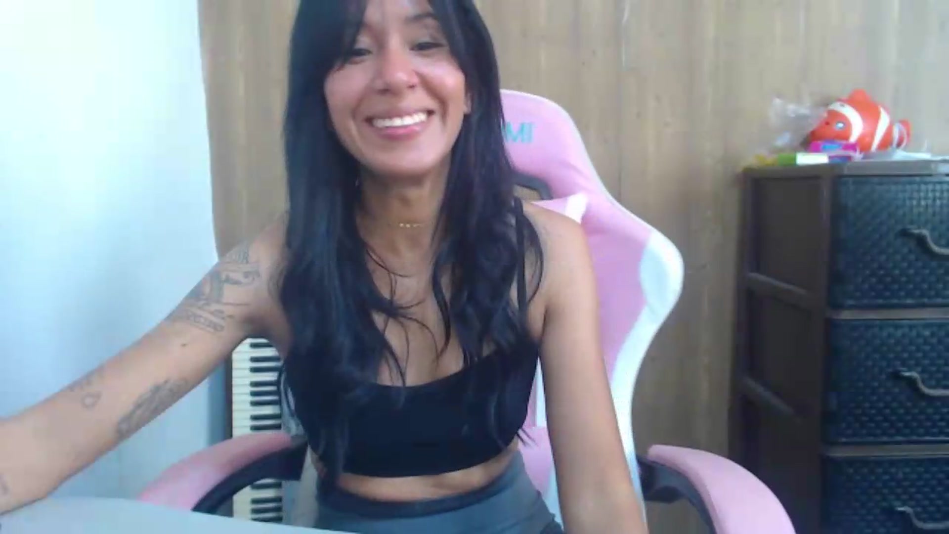 Gallery image thumbnail from soniaMars's myfreecams stream on, 07/28/2026, 15:04 image 19 of 20