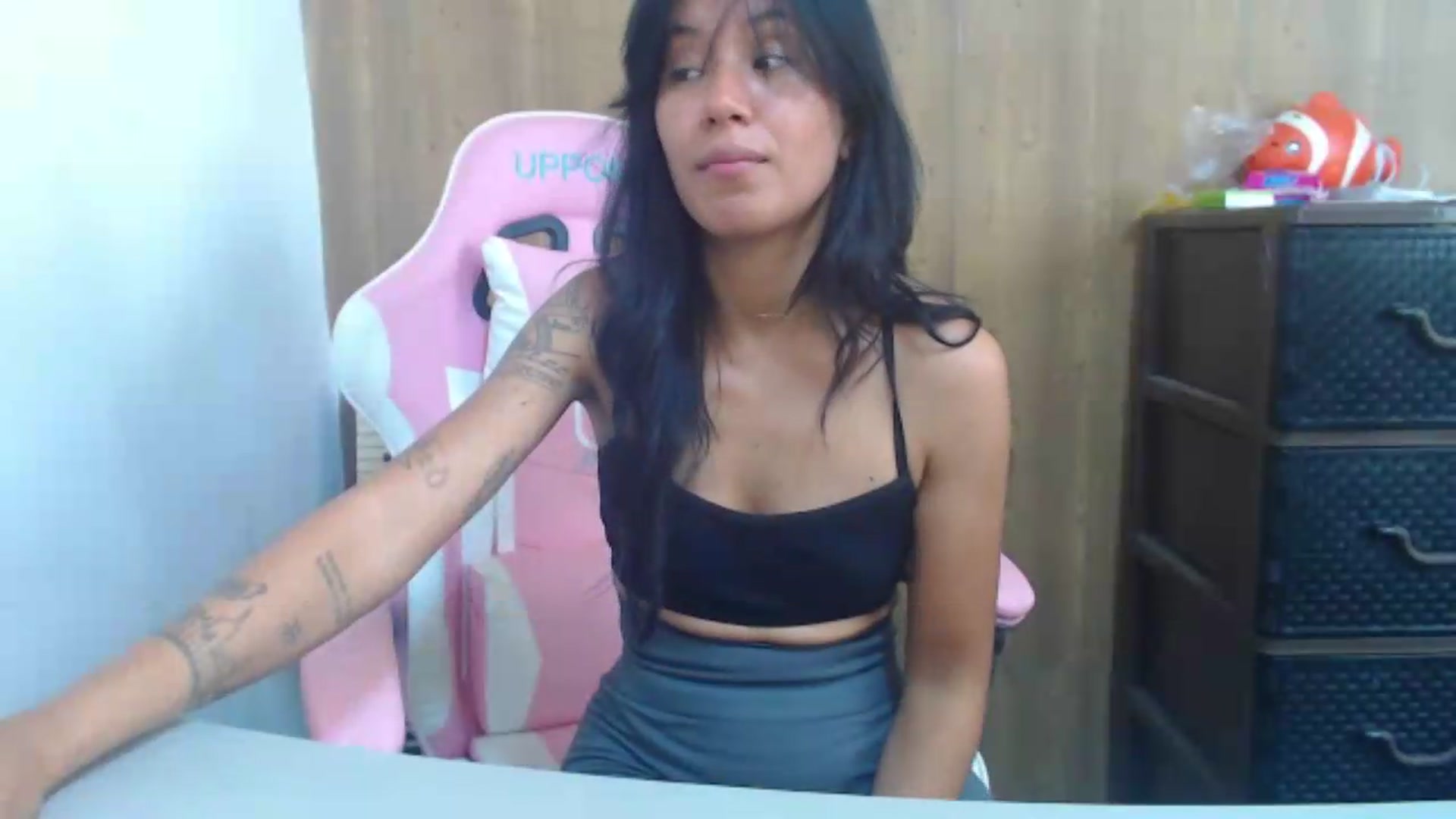 Gallery image thumbnail from soniaMars's myfreecams stream on, 07/28/2026, 16:44 image 16 of 20
