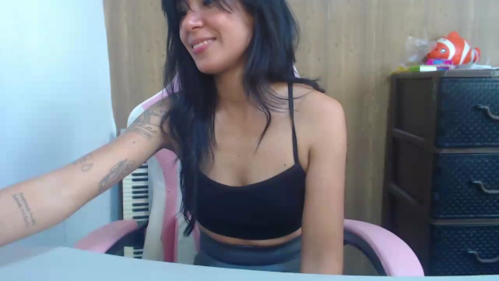Gallery image thumbnail from soniaMars's myfreecams stream on, 07/28/2026, 16:44 image 14 of 20