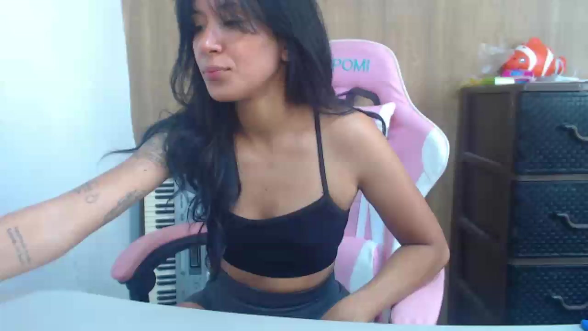 Gallery image thumbnail from soniaMars's myfreecams stream on, 07/28/2026, 16:44 image 1 of 20
