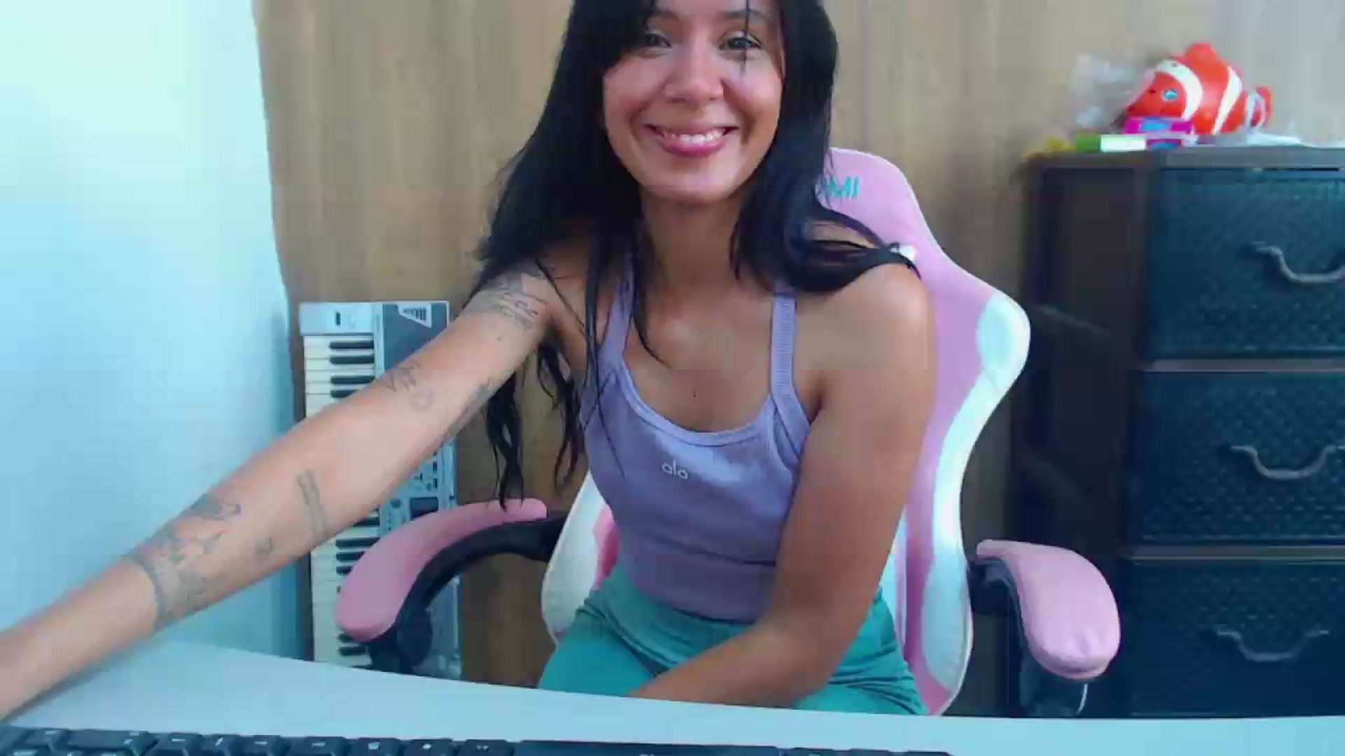 Gallery image thumbnail from soniaMars's myfreecams stream on, 07/31/2026, 14:50 image 19 of 20