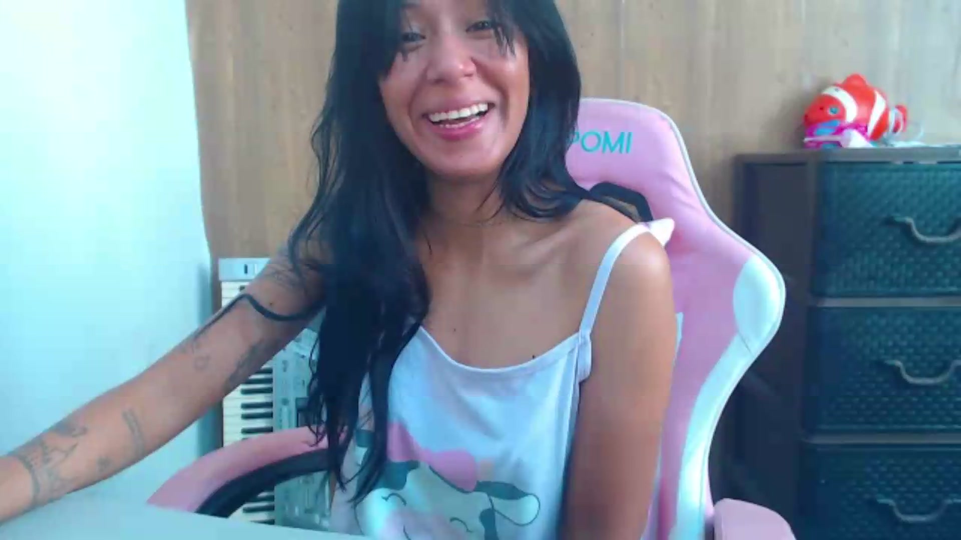 Gallery image thumbnail from soniaMars's myfreecams stream on, 08/04/2026, 14:27 image 5 of 20