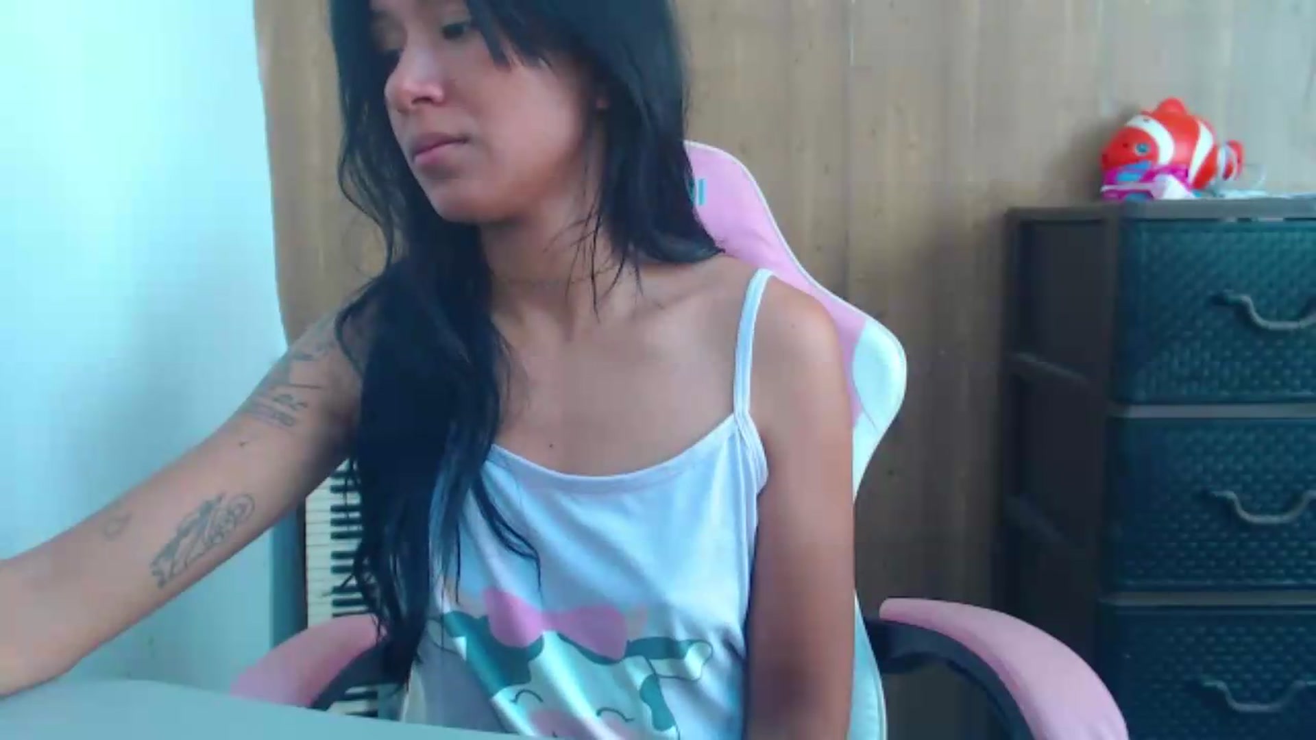 Gallery image thumbnail from soniaMars's myfreecams stream on, 08/04/2026, 14:27 image 9 of 20
