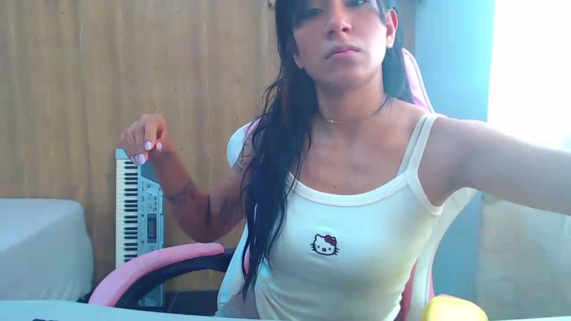 Gallery image thumbnail from soniaMars's myfreecams stream on, 08/05/2026, 14:58 image 8 of 20