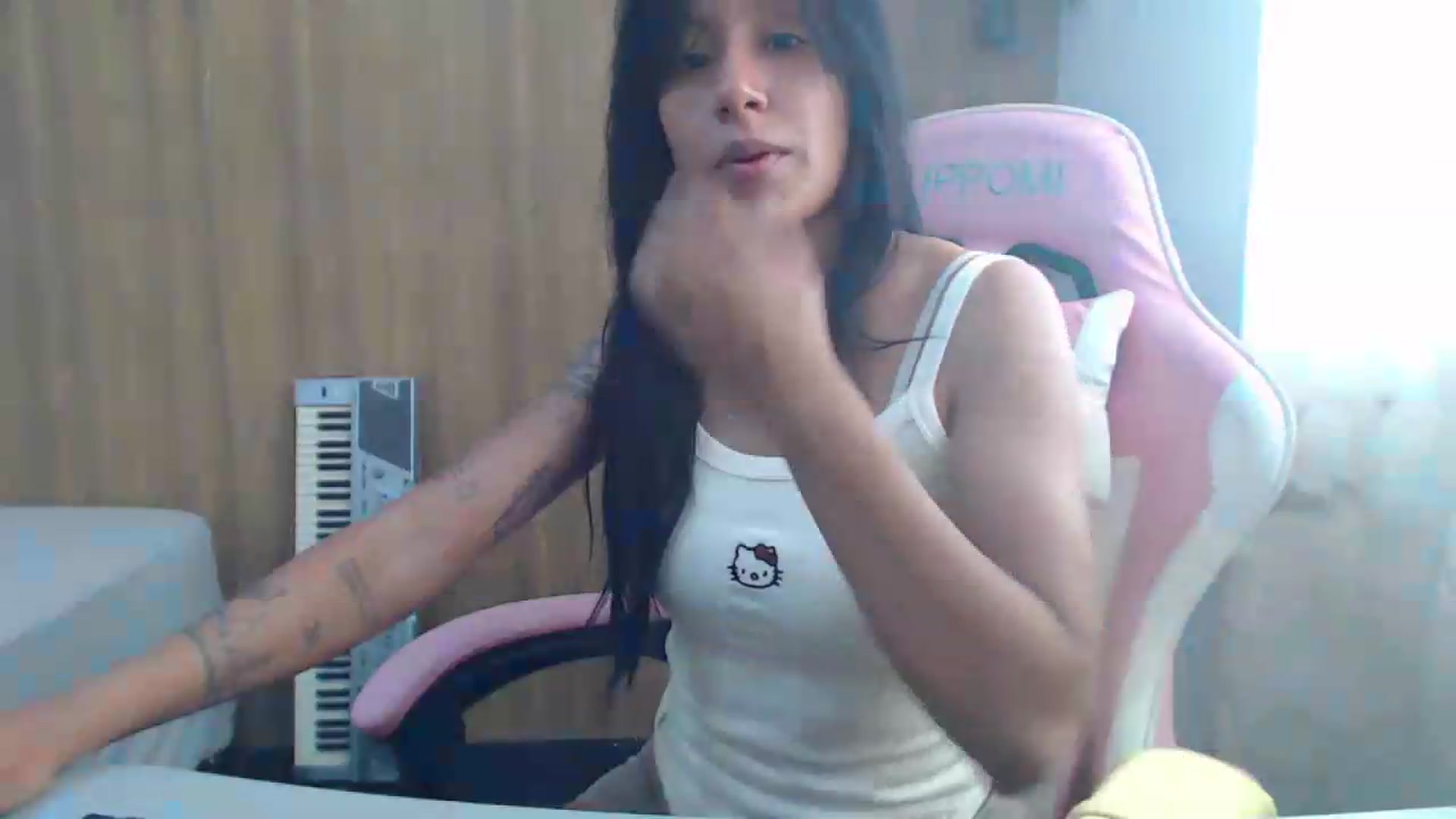 Gallery image thumbnail from soniaMars's myfreecams stream on, 08/05/2026, 14:58 image 3 of 20