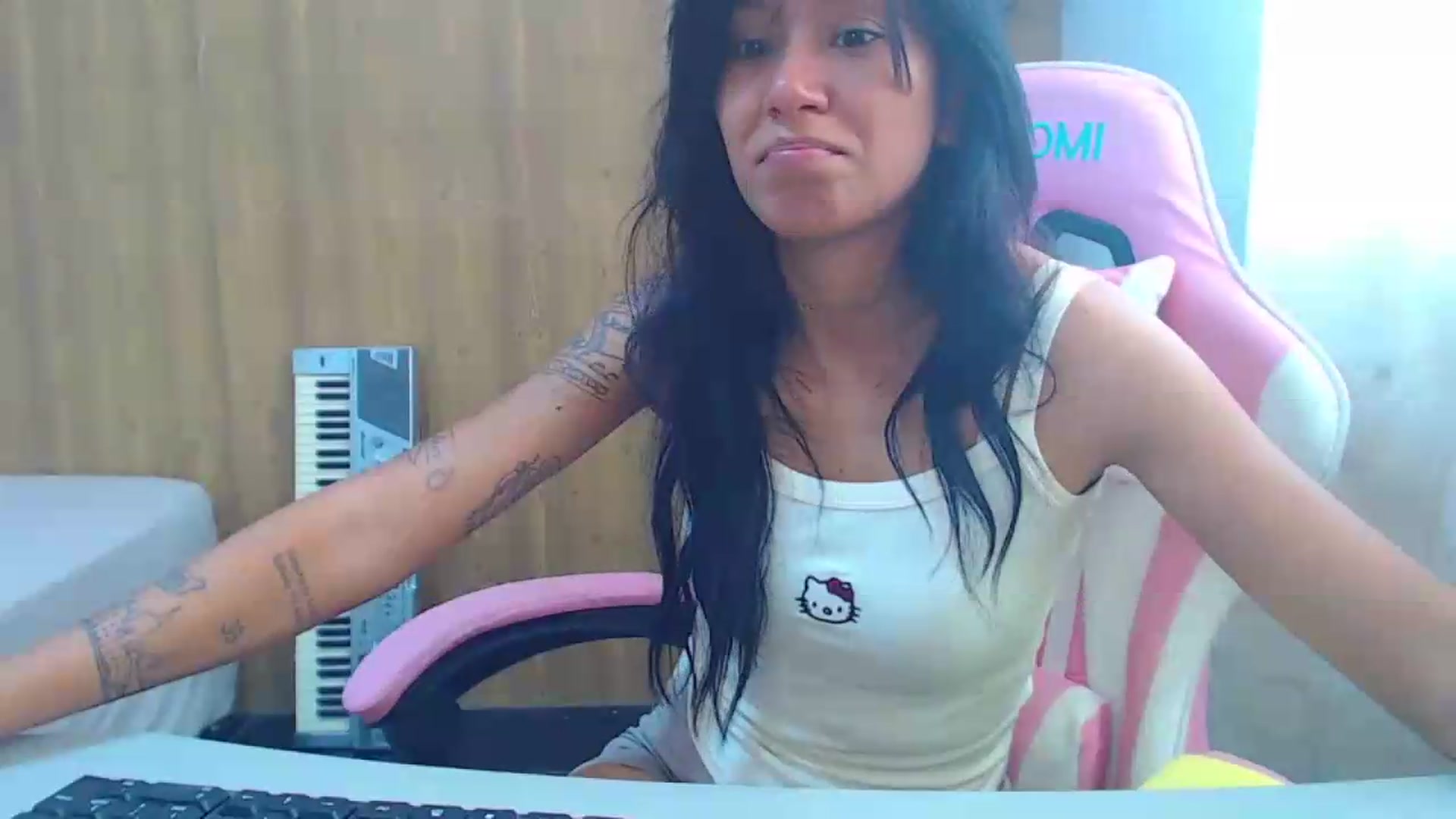 Gallery image thumbnail from soniaMars's myfreecams stream on, 08/05/2026, 15:50 image 20 of 20