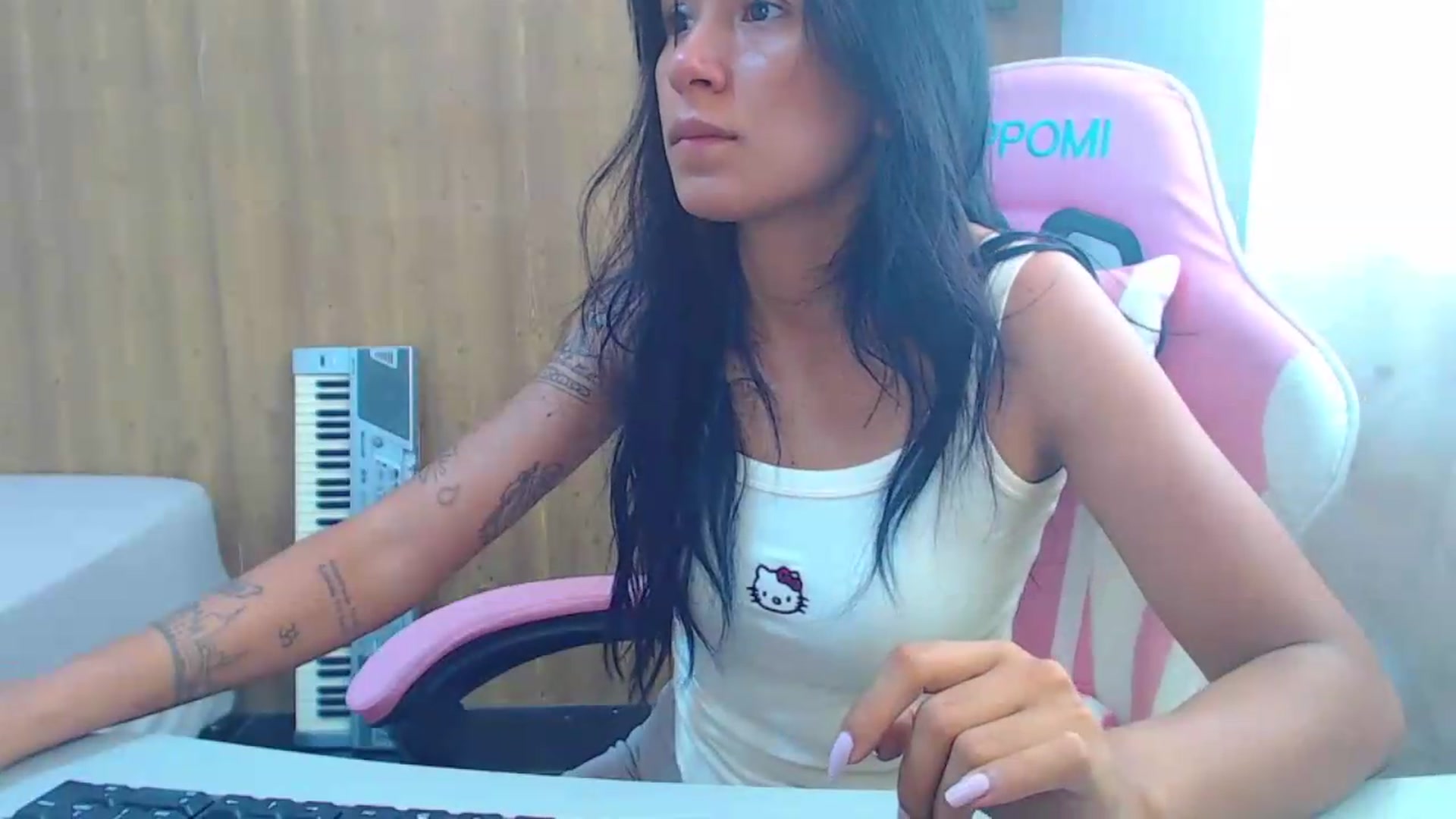 Gallery image thumbnail from soniaMars's myfreecams stream on, 08/05/2026, 15:50 image 11 of 20