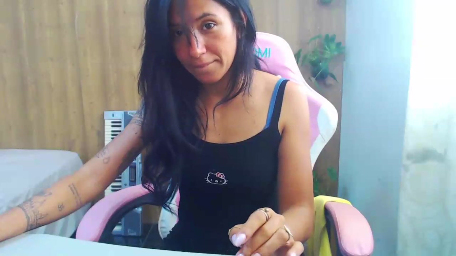 Gallery image thumbnail from soniaMars's myfreecams stream on, 08/06/2026, 14:21 image 9 of 20
