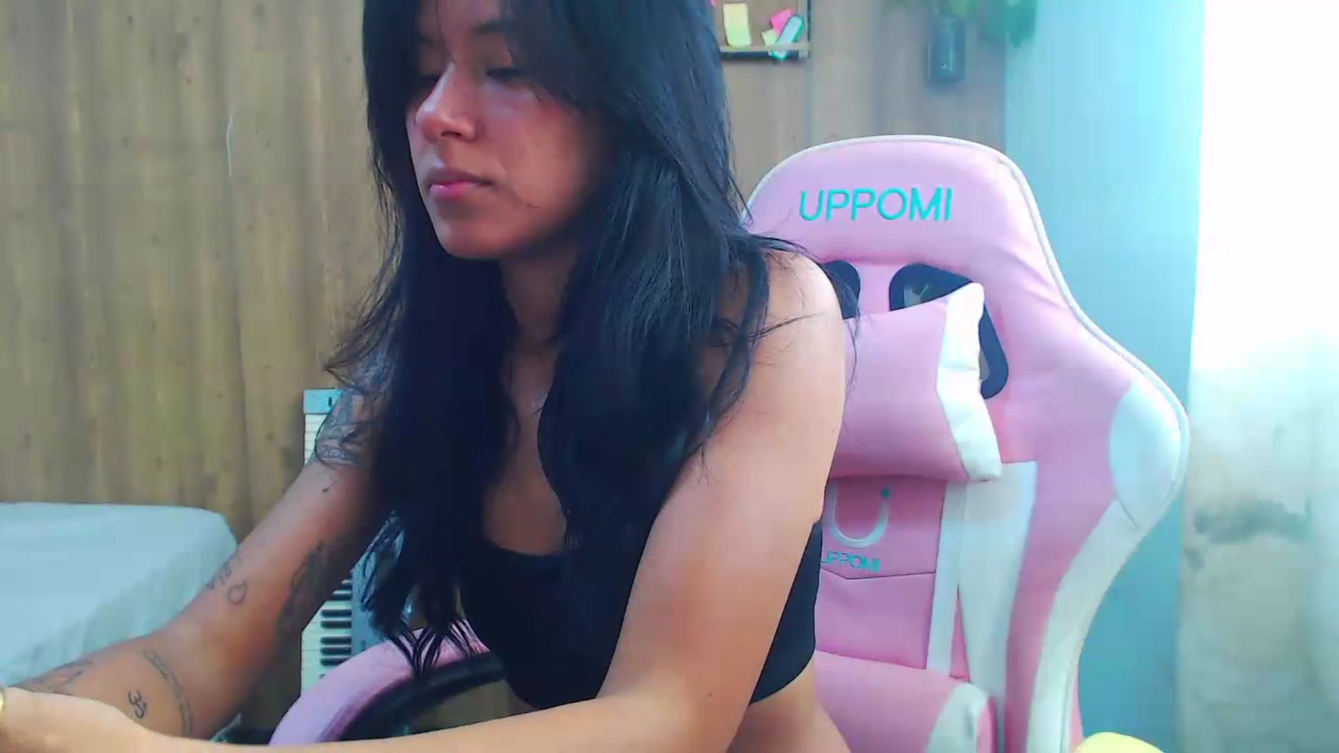 Gallery image thumbnail from soniaMars's myfreecams stream on, 08/06/2026, 15:01 image 7 of 20