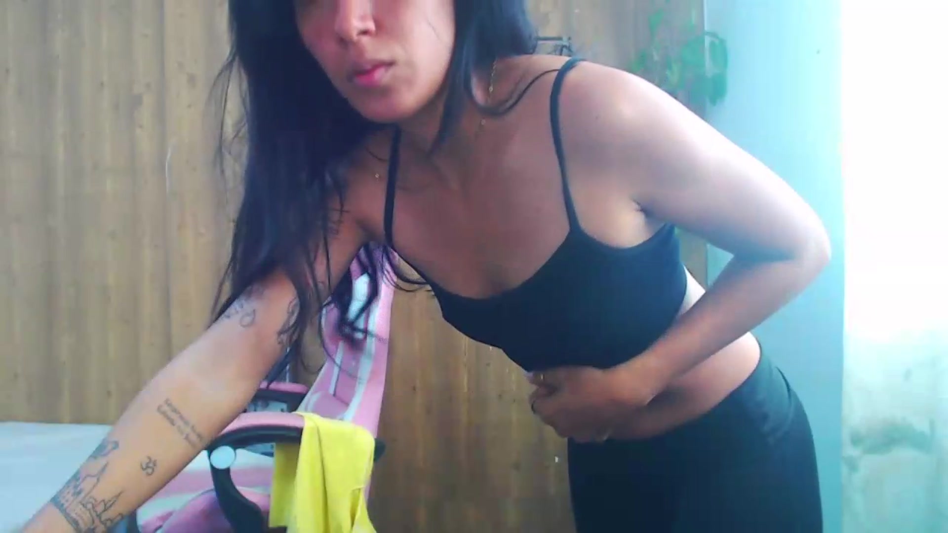 Gallery image thumbnail from soniaMars's myfreecams stream on, 08/06/2026, 15:01 image 5 of 20