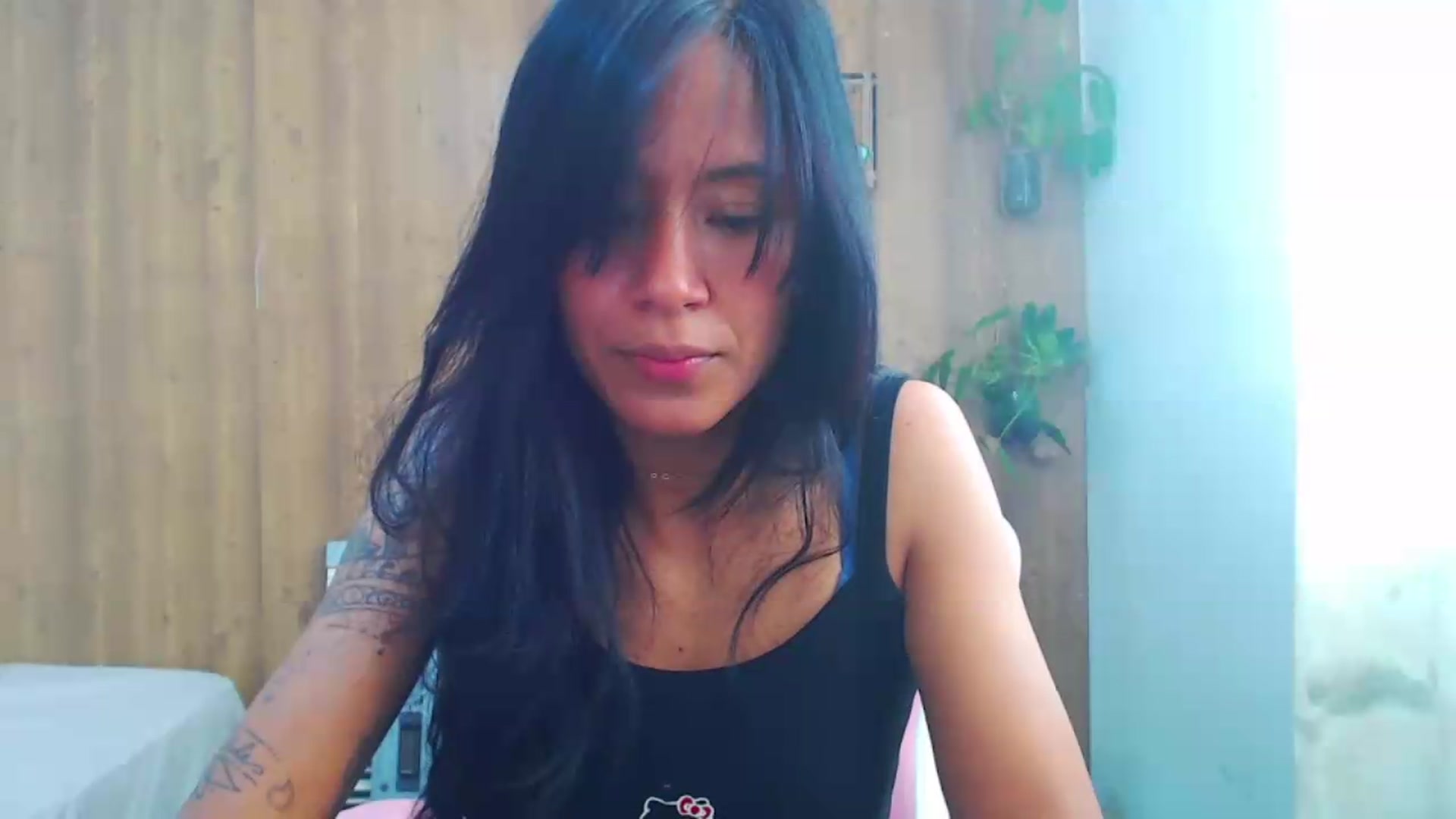 Gallery image thumbnail from soniaMars's myfreecams stream on, 08/06/2026, 15:01 image 3 of 20