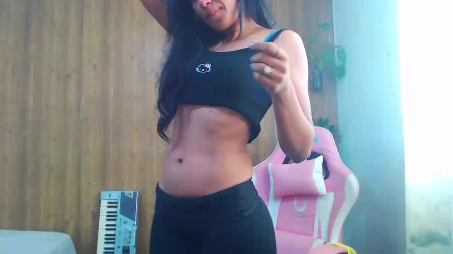Gallery image thumbnail from soniaMars's myfreecams stream on, 08/06/2026, 15:01 image 2 of 20