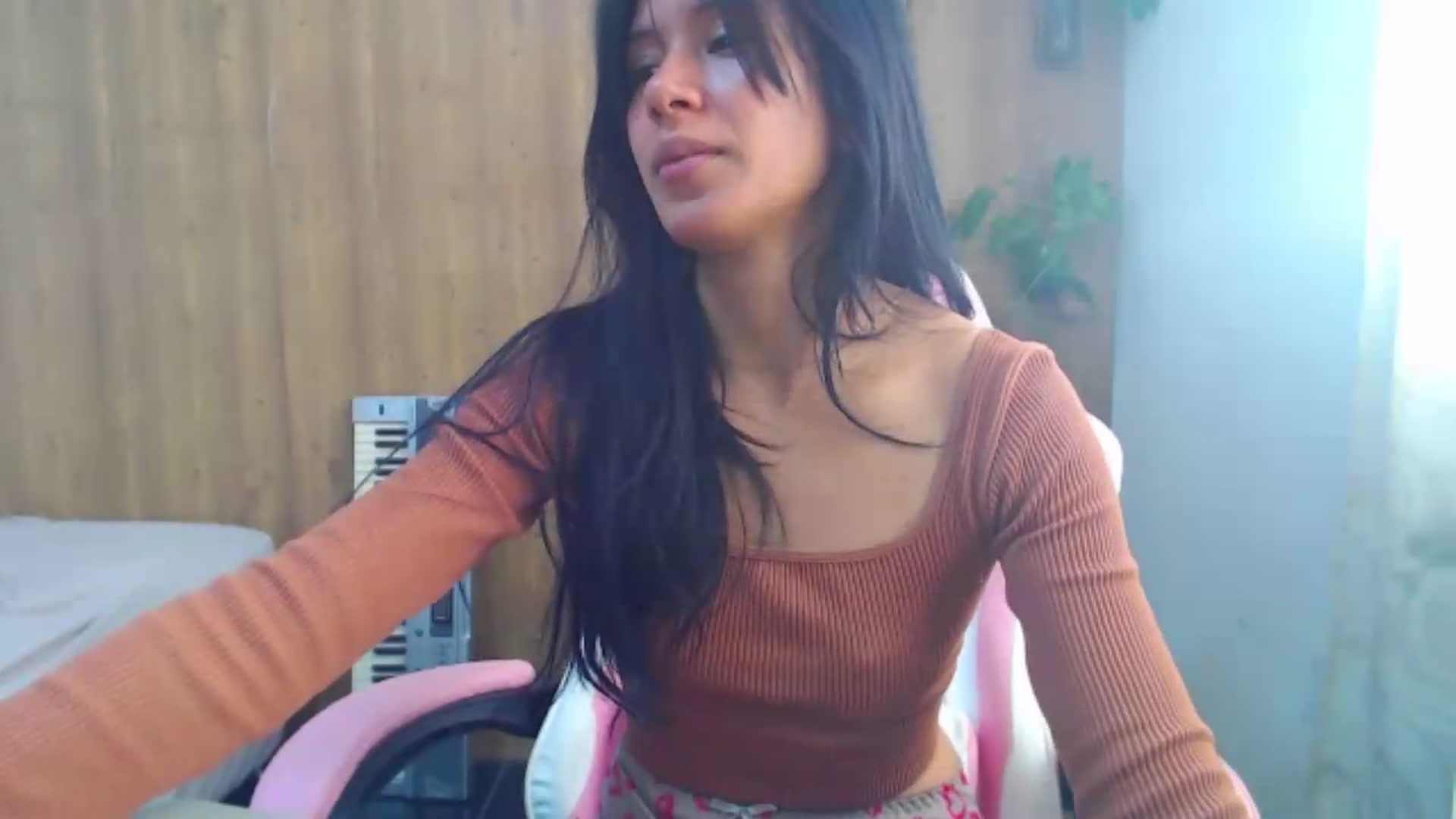 Gallery image thumbnail from soniaMars's myfreecams stream on, 08/08/2026, 14:45 image 20 of 20
