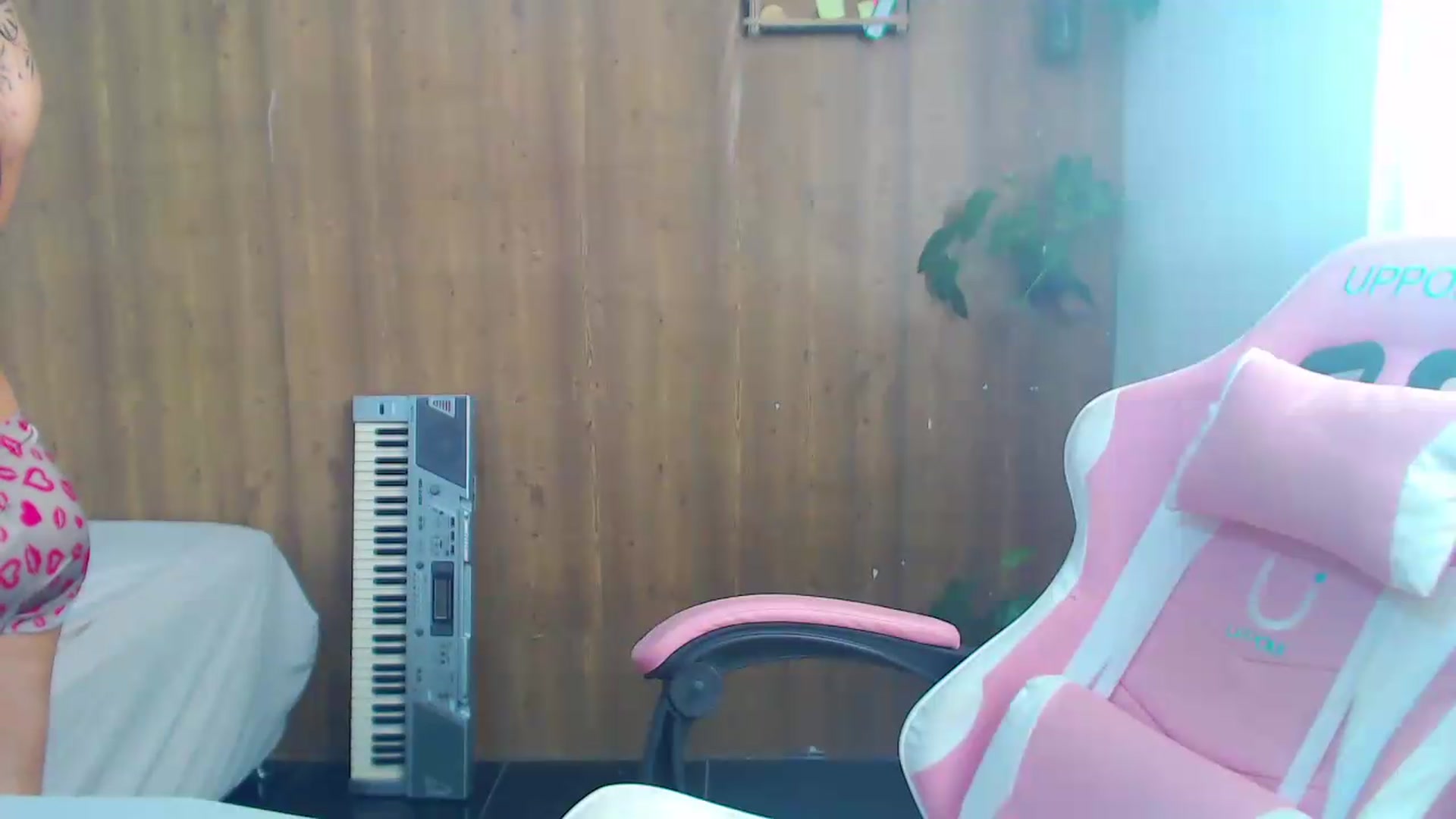 Gallery image thumbnail from soniaMars's myfreecams stream on, 08/08/2026, 14:45 image 8 of 20