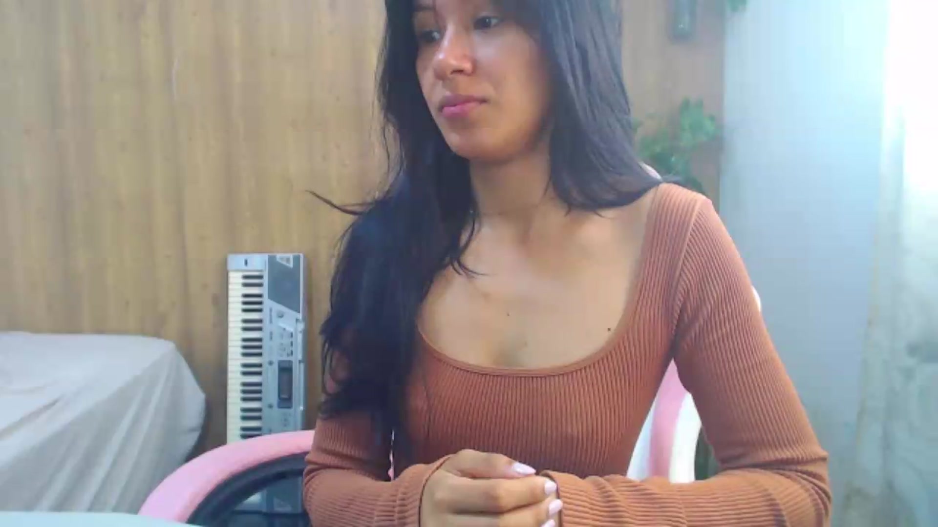 Gallery image thumbnail from soniaMars's myfreecams stream on, 08/08/2026, 15:25 image 7 of 20