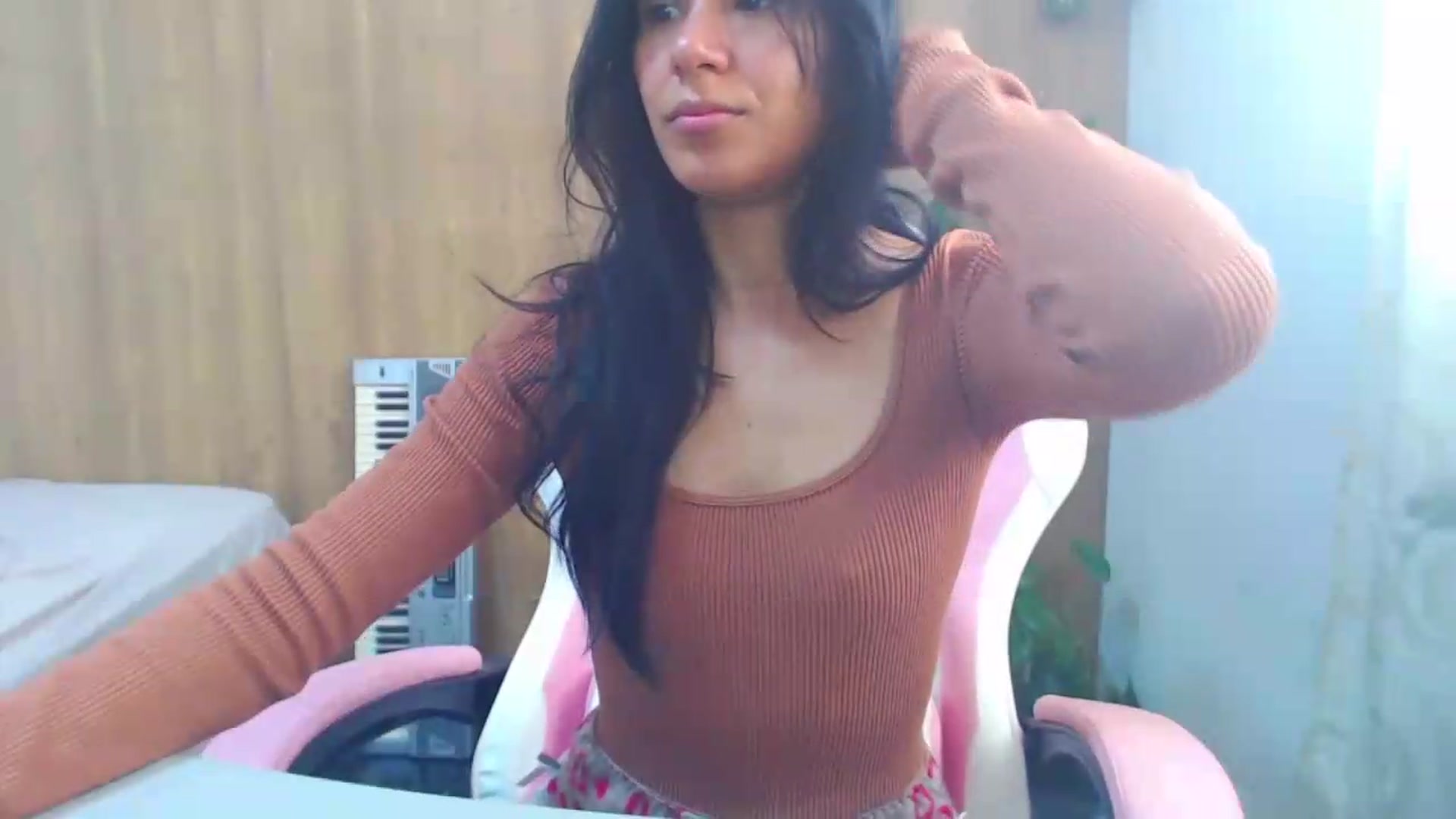 Gallery image thumbnail from soniaMars's myfreecams stream on, 08/08/2026, 15:25 image 16 of 20