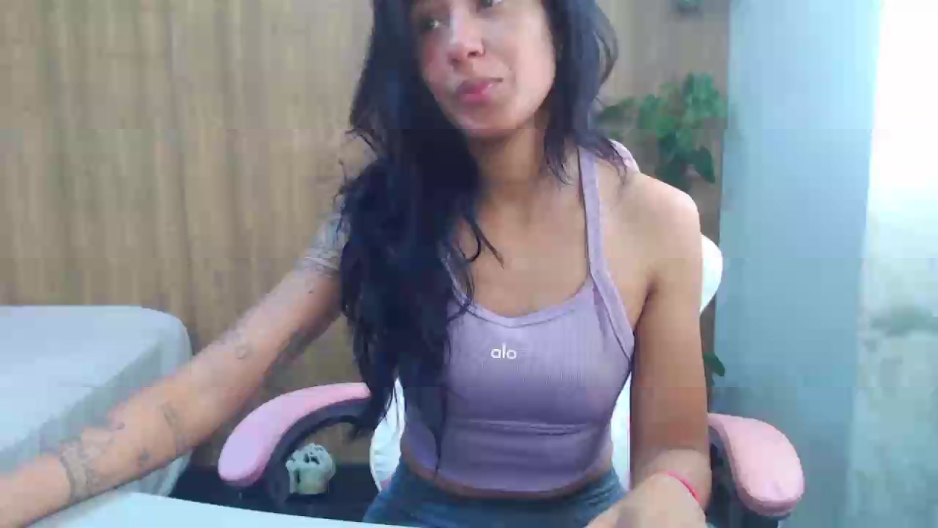 Gallery image thumbnail from soniaMars's myfreecams stream on, 08/12/2026, 15:37 image 7 of 20