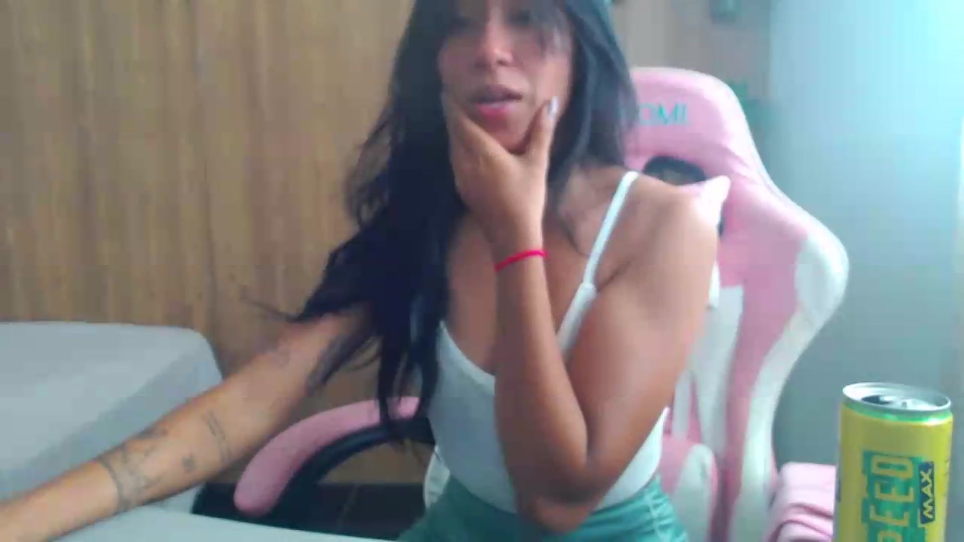 Gallery image thumbnail from soniaMars's myfreecams stream on, 08/13/2026, 14:01 image 13 of 20