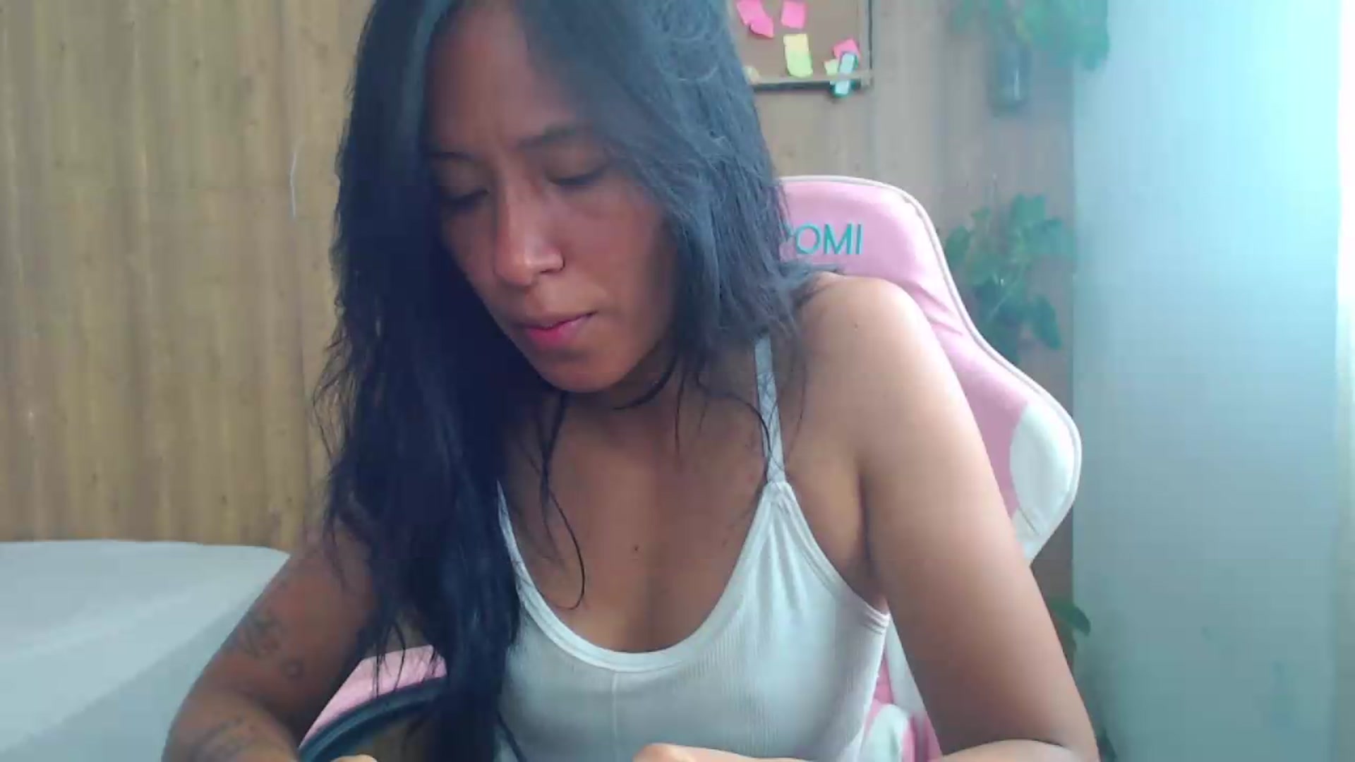 Gallery image thumbnail from soniaMars's myfreecams stream on, 08/13/2026, 14:20 image 10 of 20