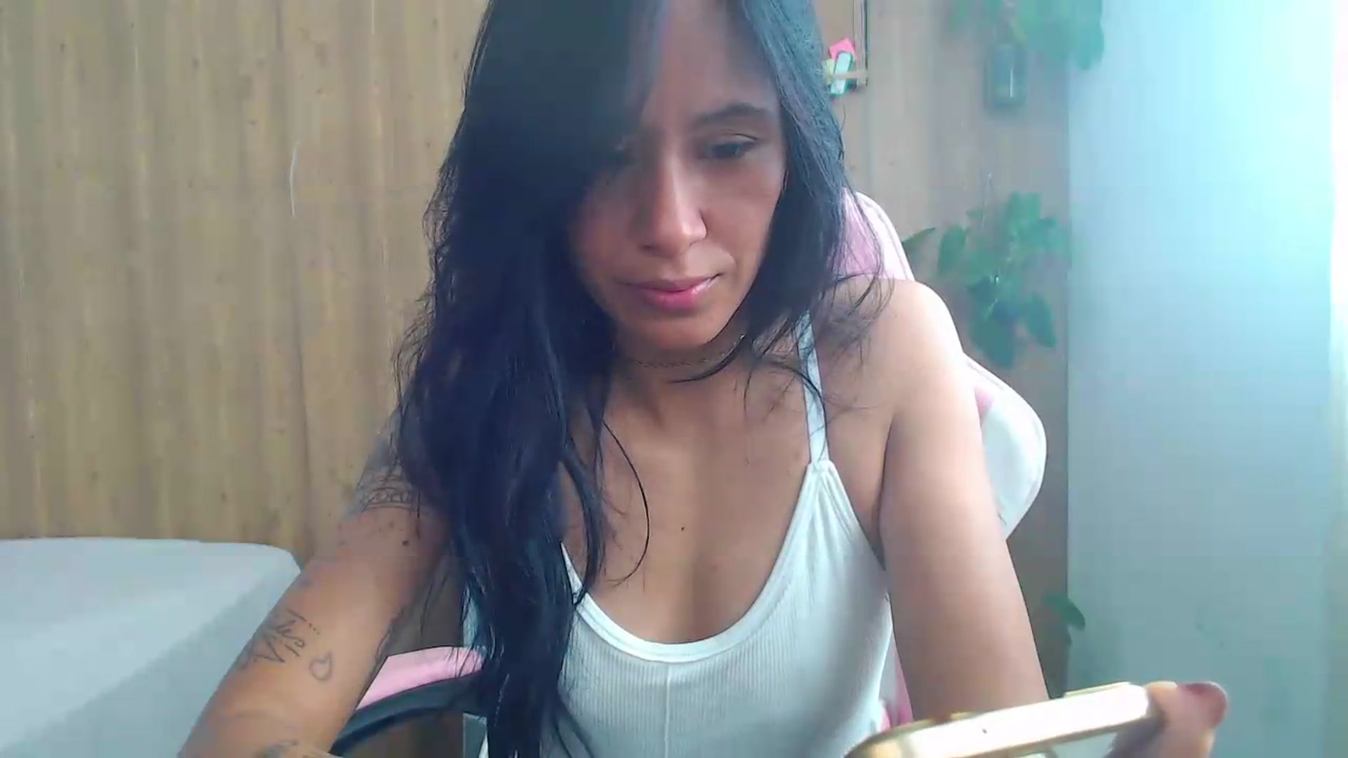 Gallery image thumbnail from soniaMars's myfreecams stream on, 08/13/2026, 14:20 image 2 of 20