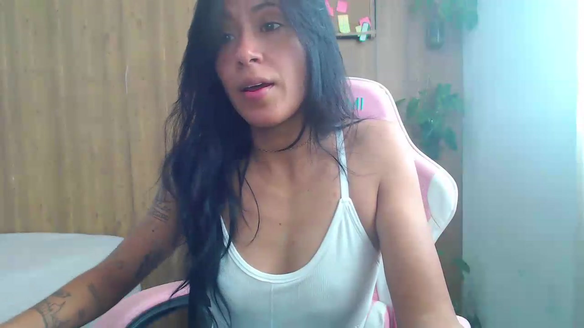 Gallery image thumbnail from soniaMars's myfreecams stream on, 08/13/2026, 14:20 image 3 of 20