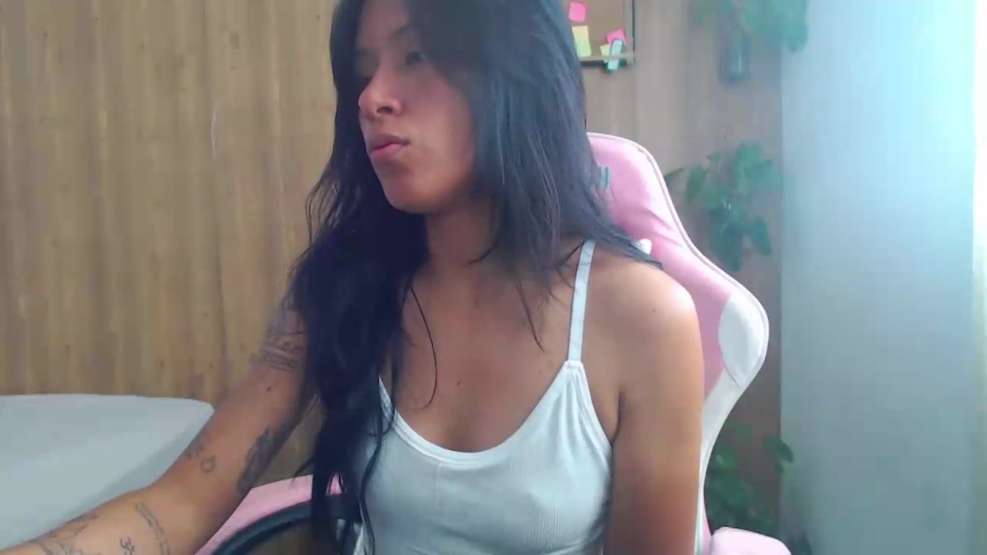 Gallery image thumbnail from soniaMars's myfreecams stream on, 08/13/2026, 14:20 image 20 of 20