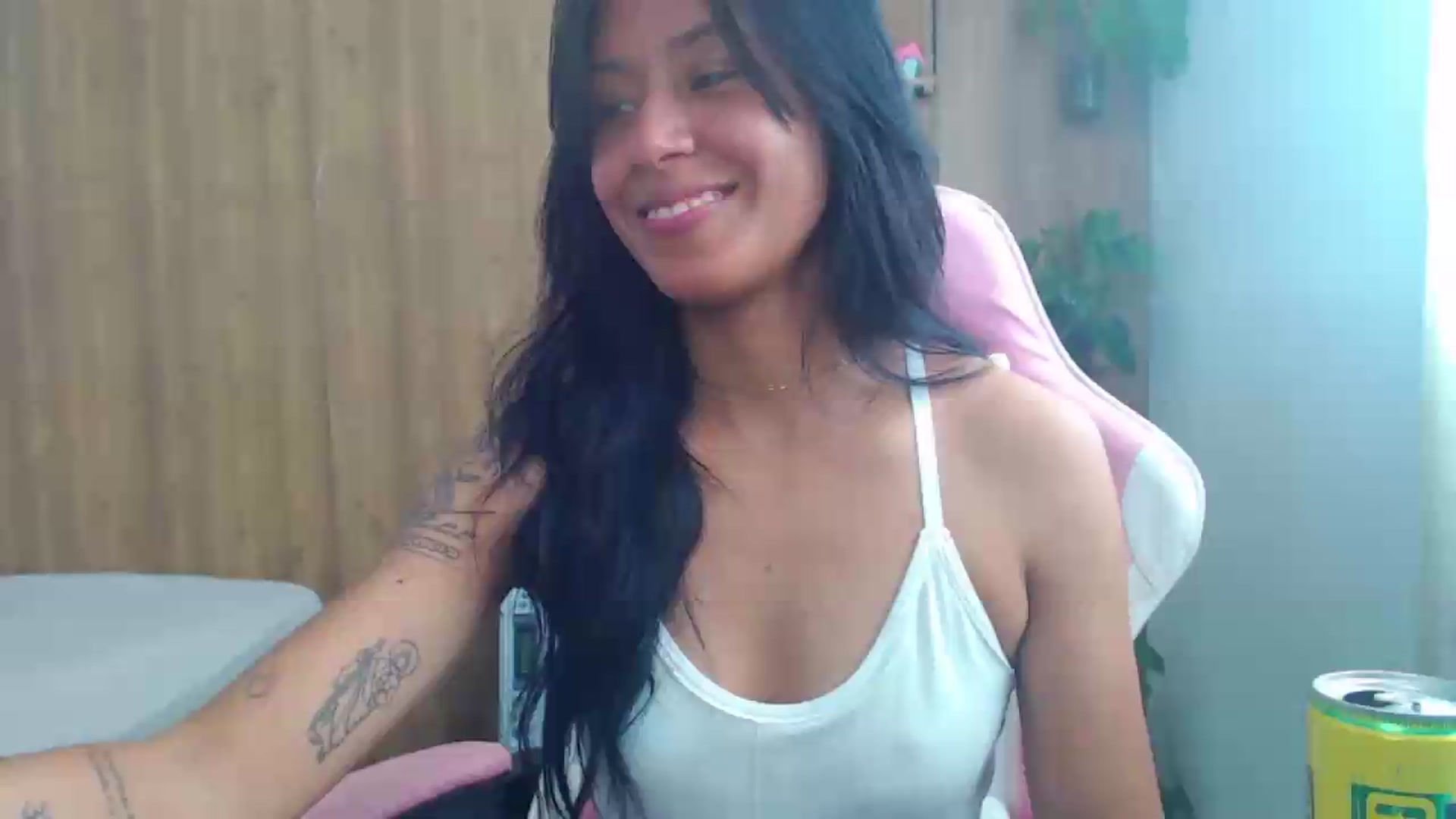 Gallery image thumbnail from soniaMars's myfreecams stream on, 08/13/2026, 16:06 image 20 of 20