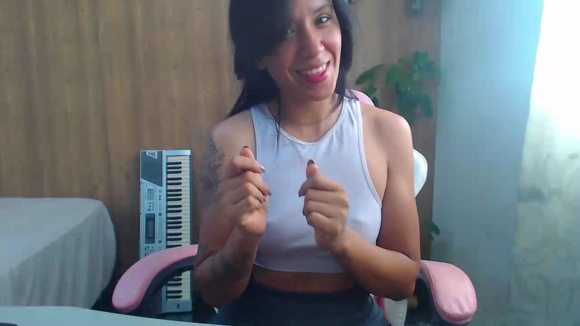 Gallery image thumbnail from soniaMars's myfreecams stream on, 08/14/2026, 14:20 image 20 of 20