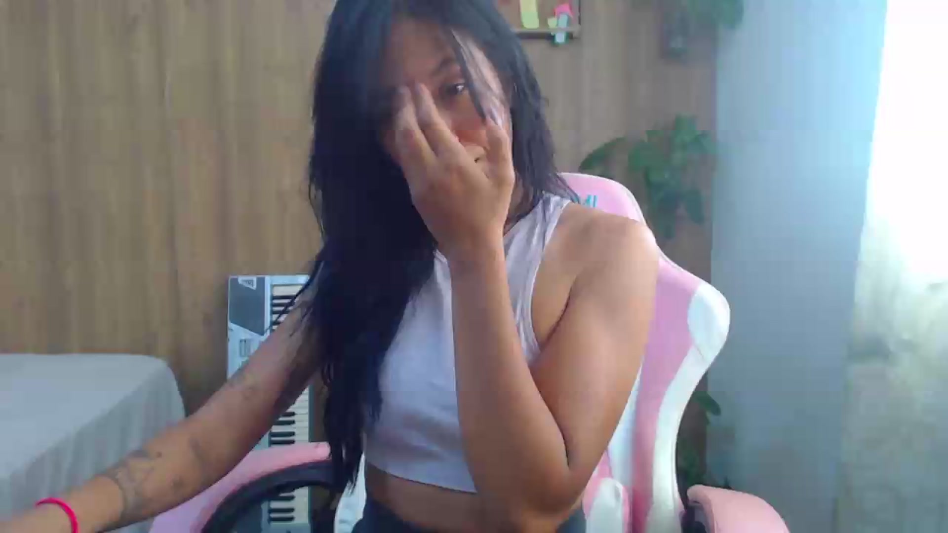 Gallery image thumbnail from soniaMars's myfreecams stream on, 08/14/2026, 15:15 image 1 of 20