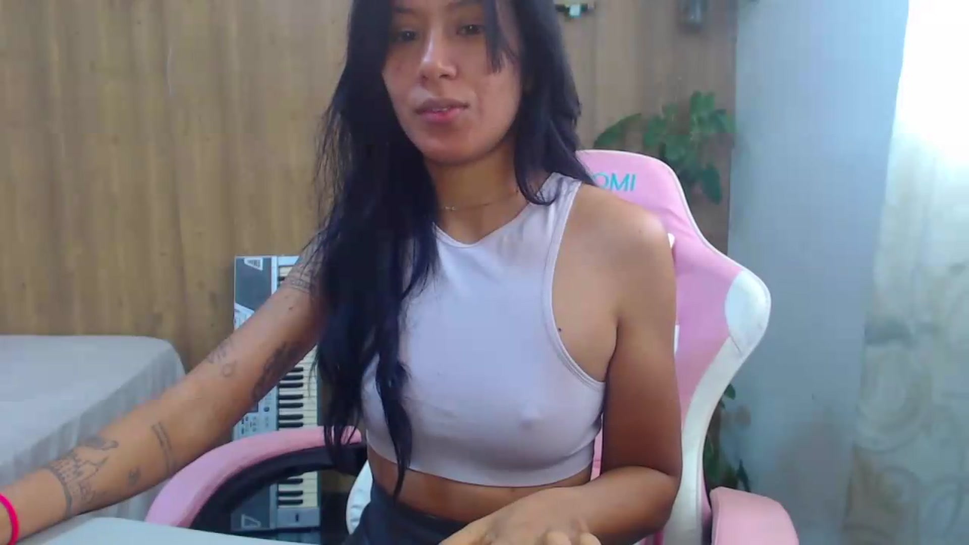 Gallery image thumbnail from soniaMars's myfreecams stream on, 08/14/2026, 15:47 image 16 of 20