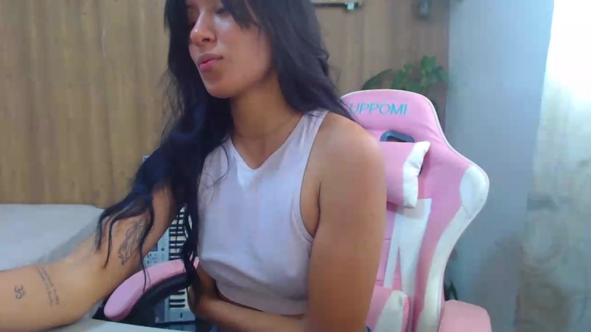 Gallery image thumbnail from soniaMars's myfreecams stream on, 08/14/2026, 15:47 image 13 of 20
