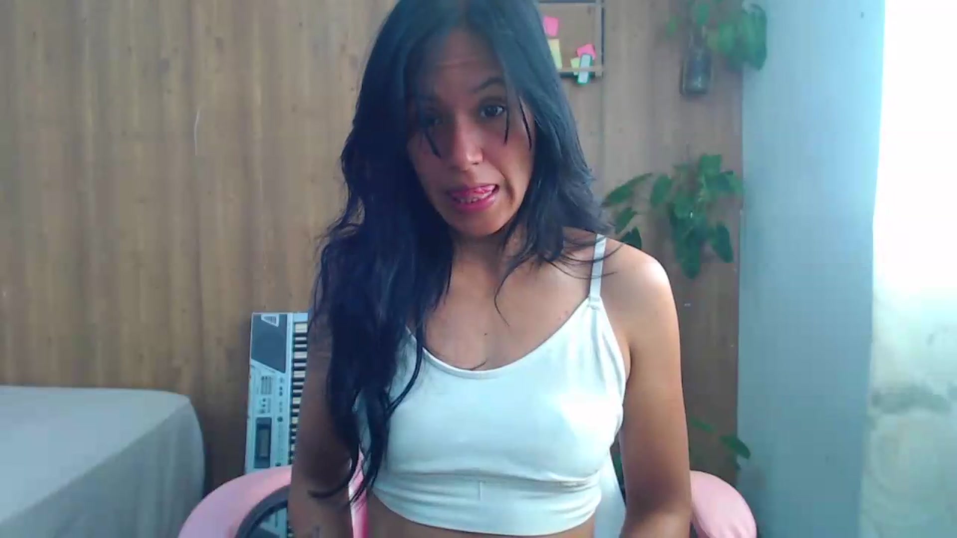 Gallery image thumbnail from soniaMars's myfreecams stream on, 08/15/2026, 14:38 image 13 of 20