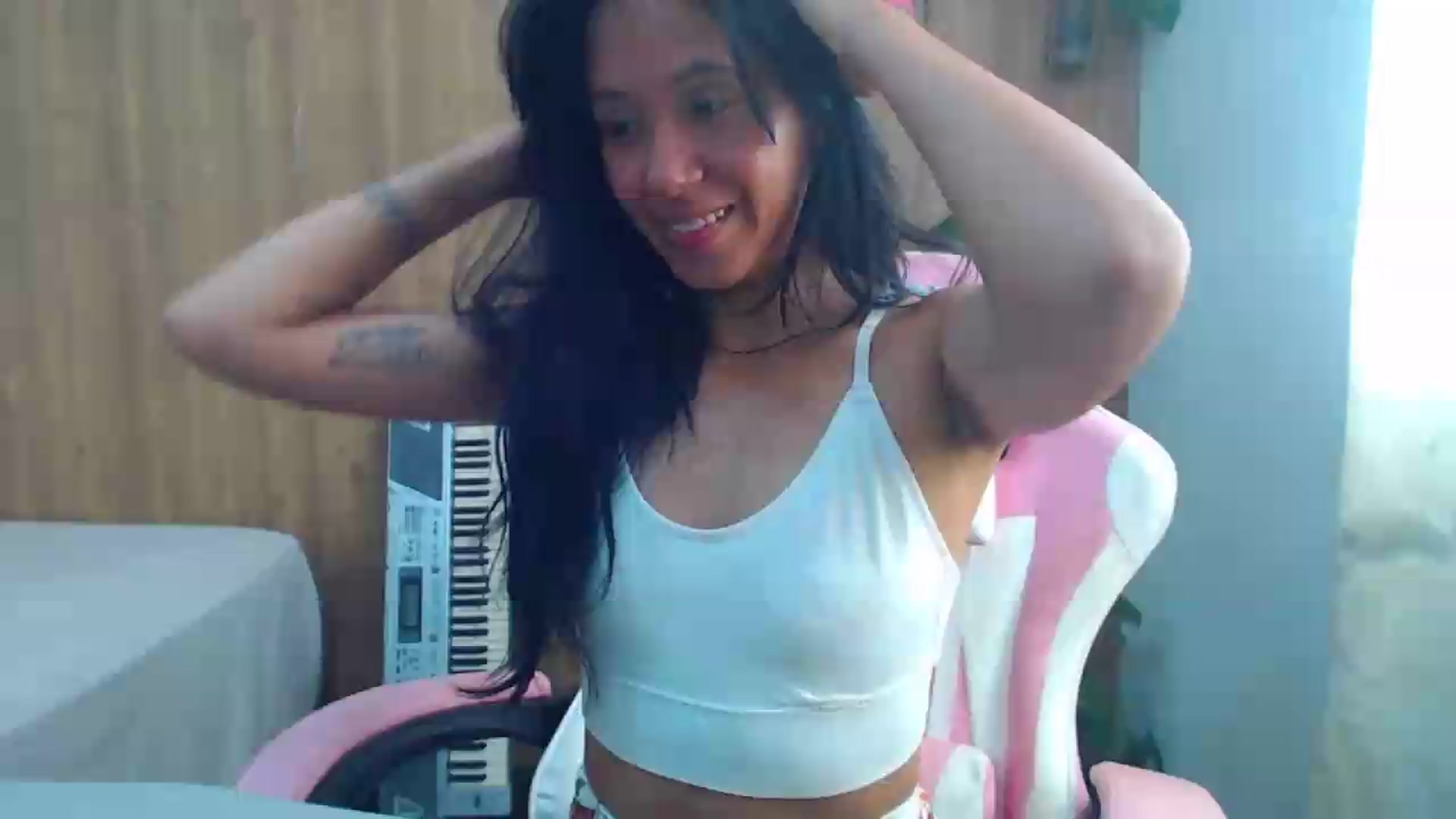 Gallery image thumbnail from soniaMars's myfreecams stream on, 08/15/2026, 14:38 image 20 of 20
