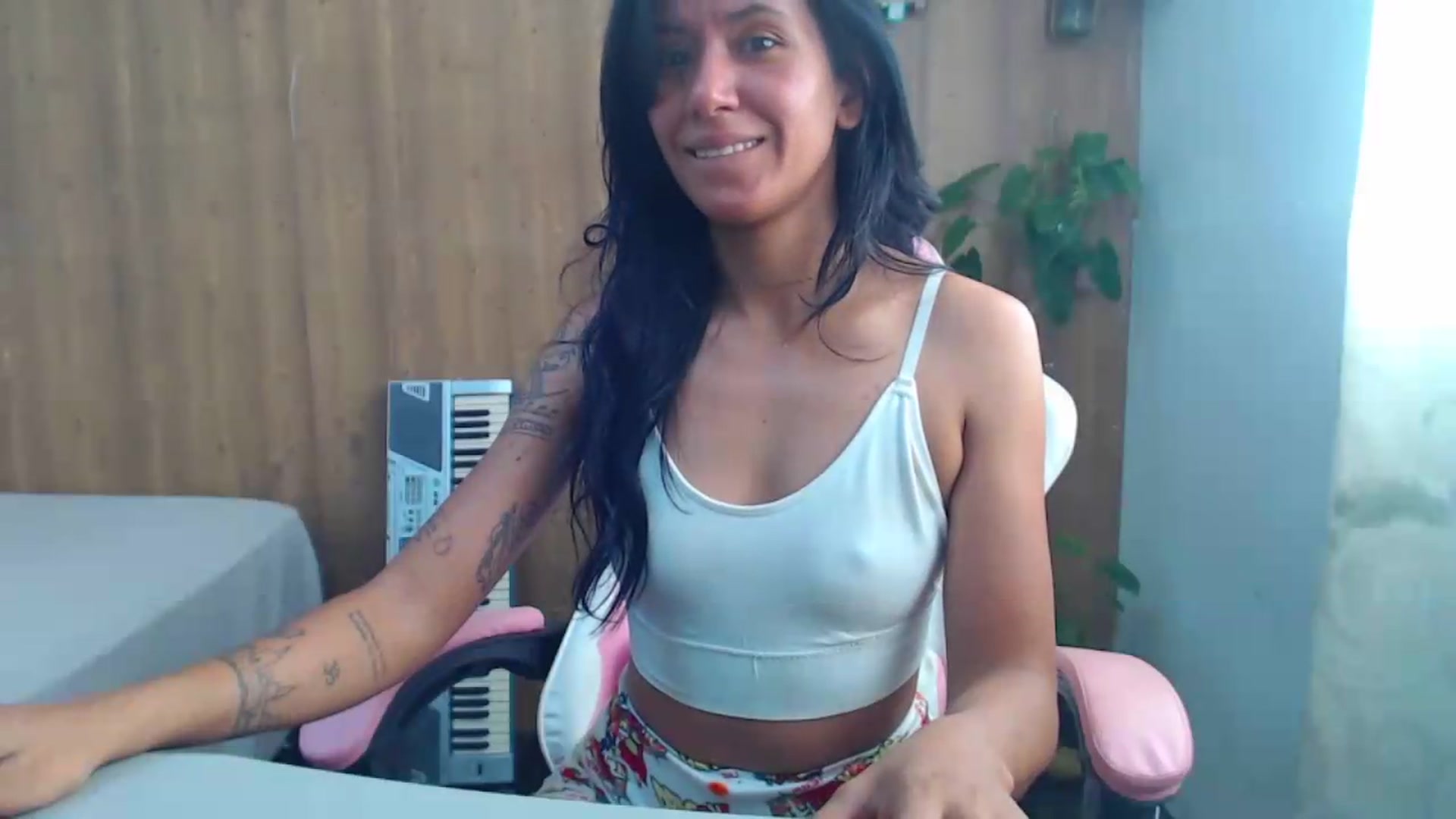Gallery image thumbnail from soniaMars's myfreecams stream on, 08/15/2026, 14:38 image 11 of 20