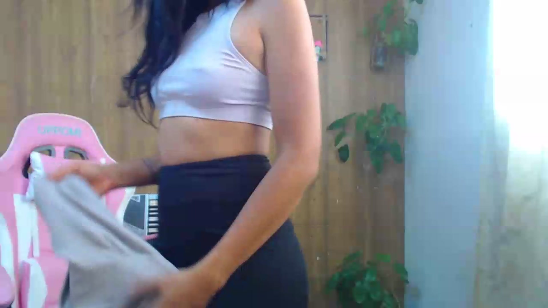 Gallery image thumbnail from soniaMars's myfreecams stream on, 08/16/2026, 14:59 image 10 of 20