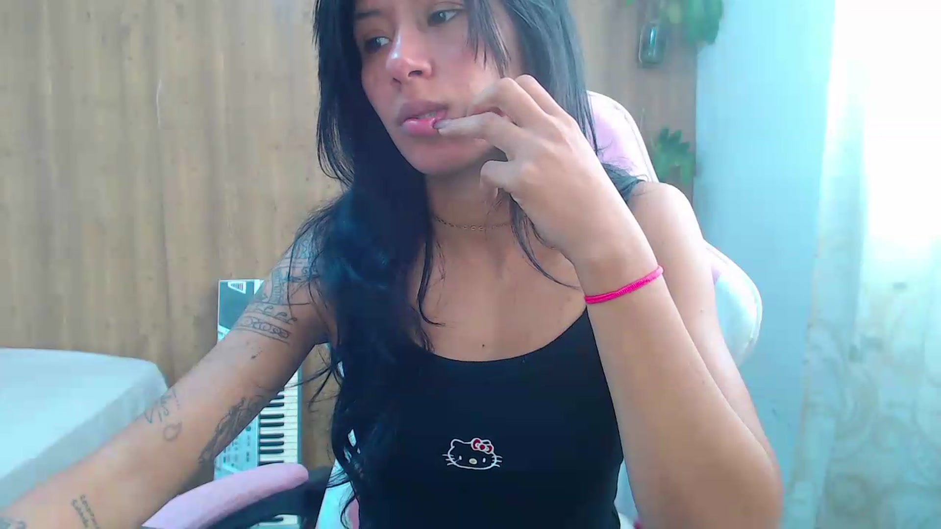 Gallery image thumbnail from soniaMars's myfreecams stream on, 08/18/2026, 13:39 image 6 of 20