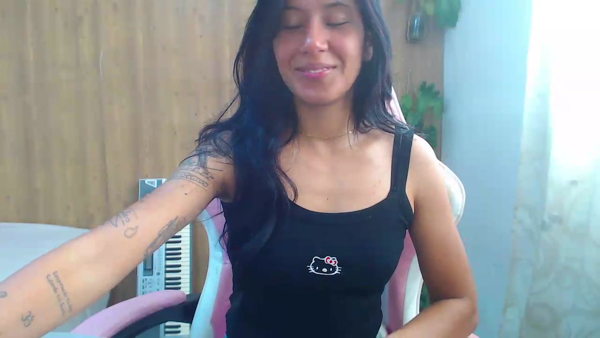 Gallery image thumbnail from soniaMars's myfreecams stream on, 08/18/2026, 13:39 image 19 of 20