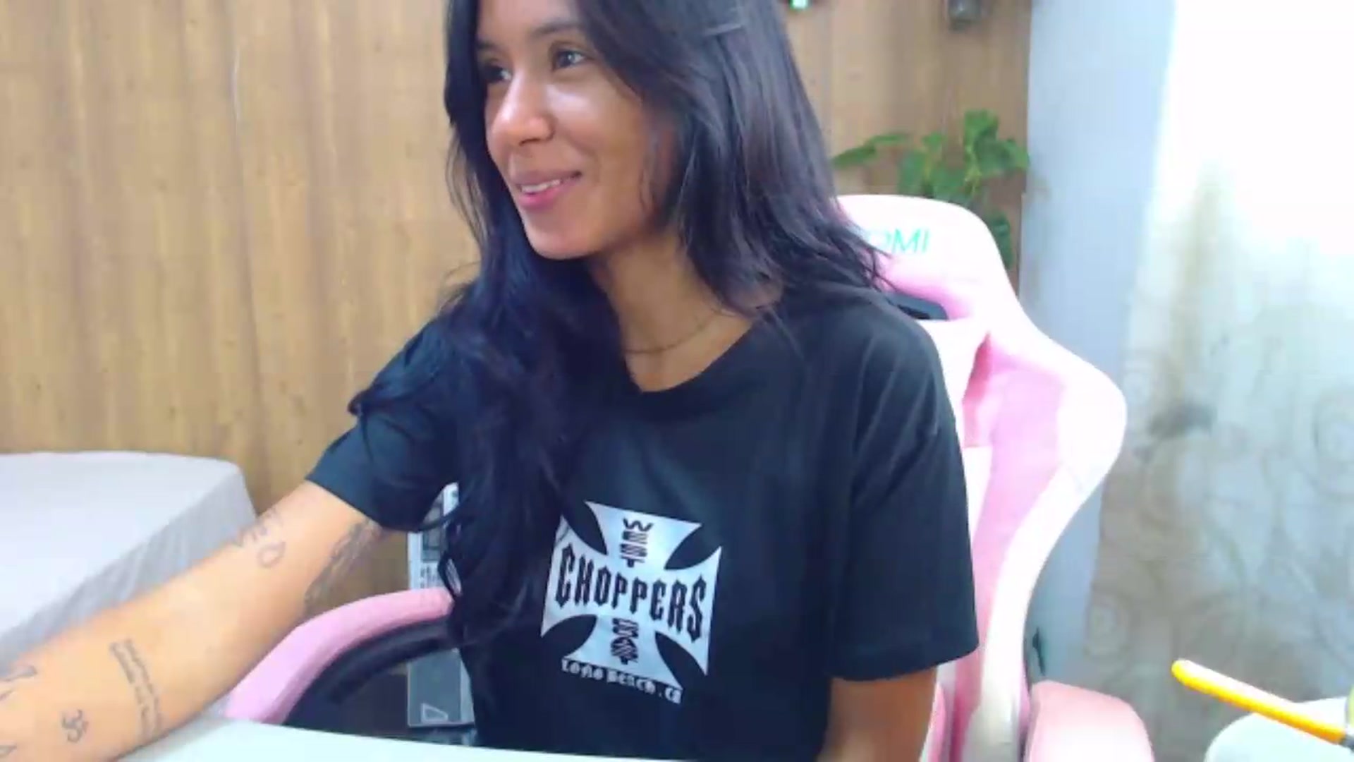 Gallery image thumbnail from soniaMars's myfreecams stream on, 08/22/2026, 16:06 image 10 of 20