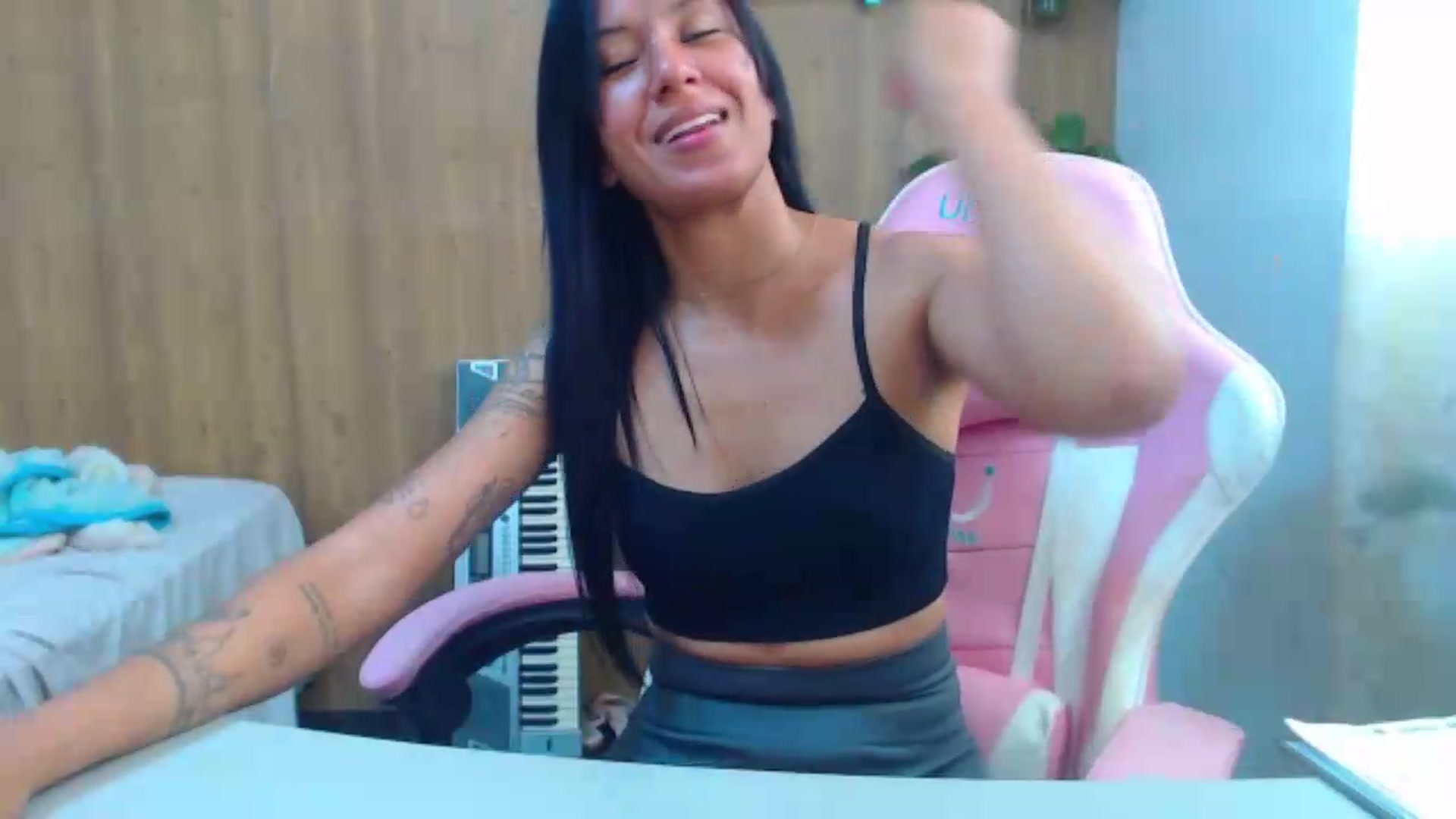 Gallery image thumbnail from soniaMars's myfreecams stream on, 08/23/2026, 17:31 image 7 of 20