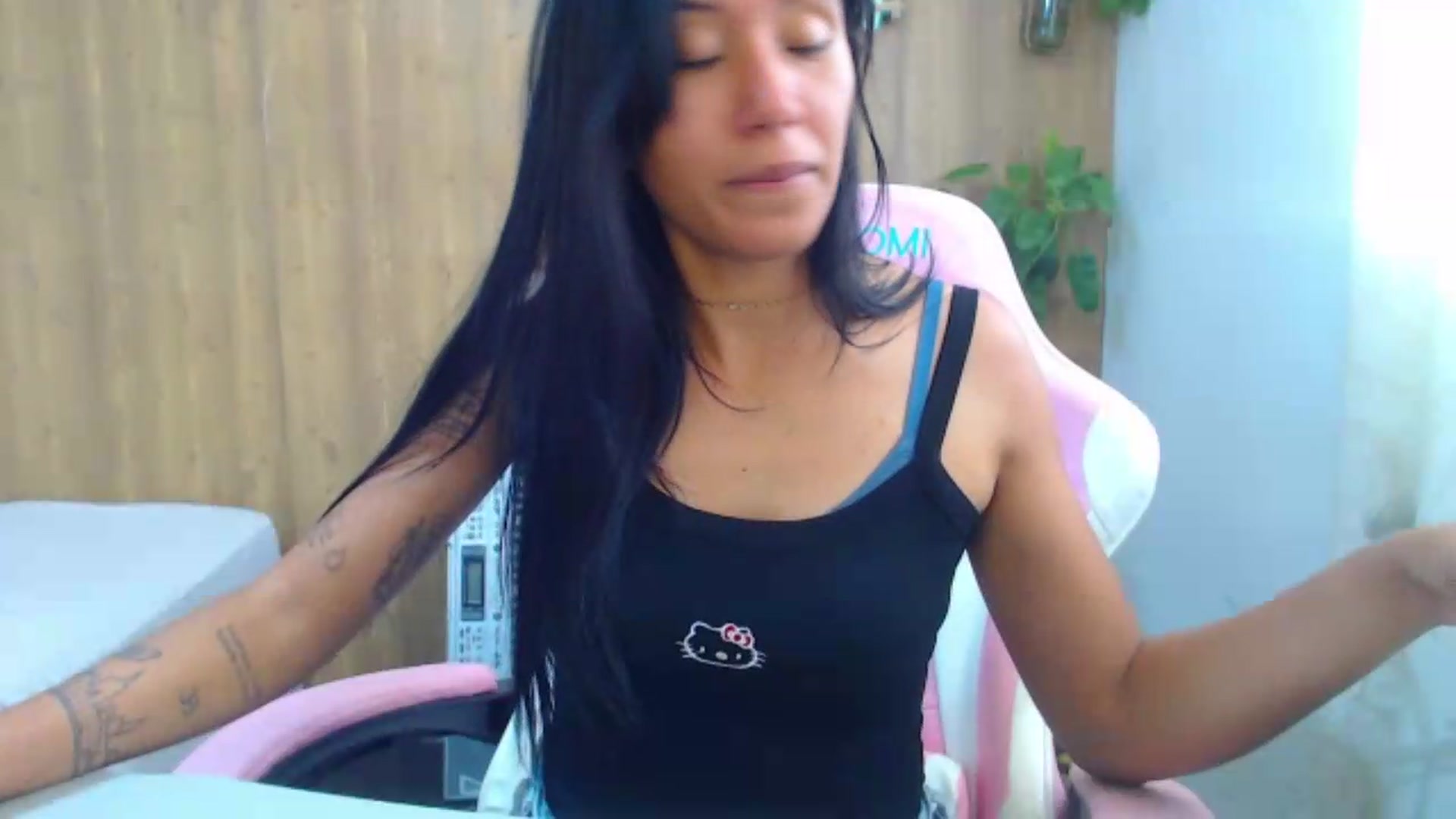 Gallery image thumbnail from soniaMars's myfreecams stream on, 08/25/2026, 16:56 image 13 of 20