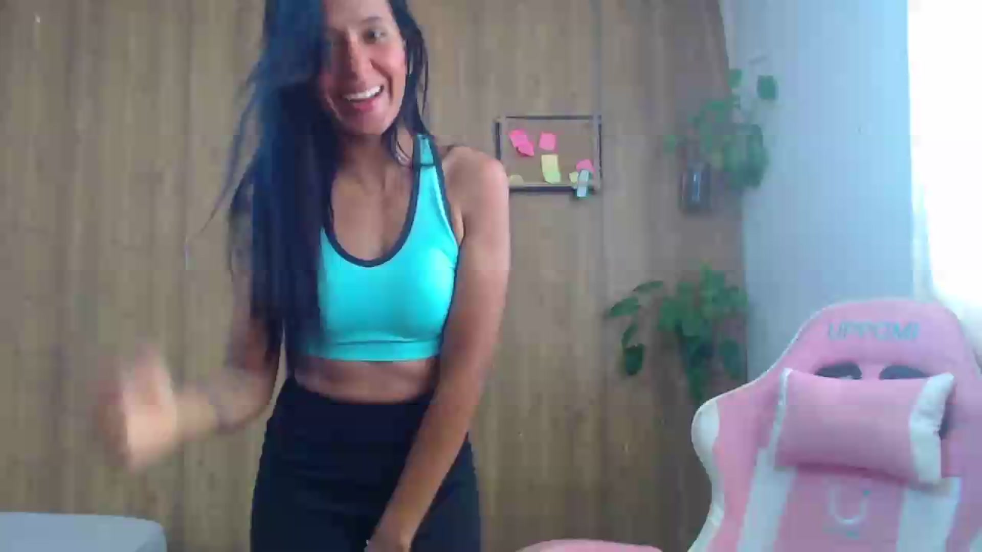 Gallery image thumbnail from soniaMars's myfreecams stream on, 08/26/2026, 18:22 image 1 of 20